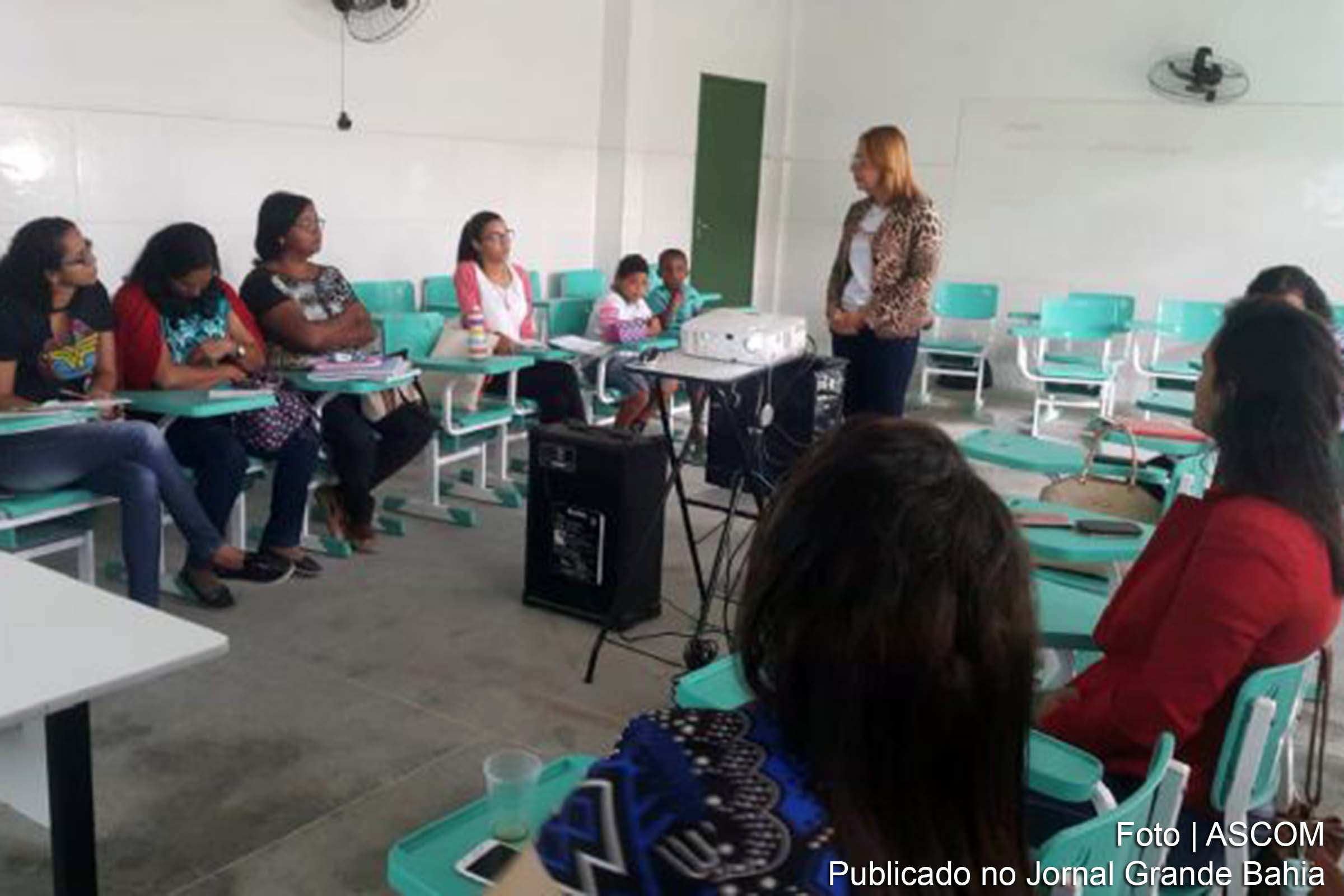 Encontro de Formação e Prevenção à Violência Escolar é realizado na Escola Municipal Celso Ribeiro Daltro.