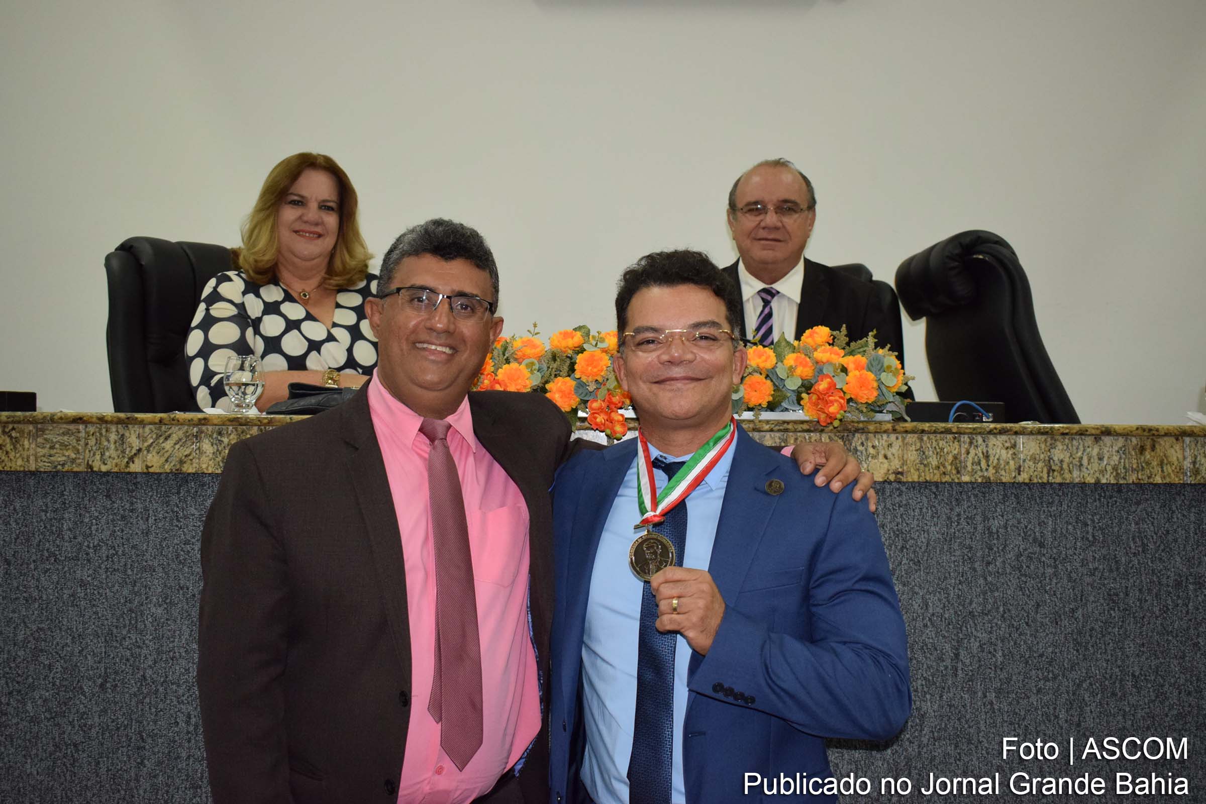 Médico é homenageado na Câmara Municipal de Feira de Santana
