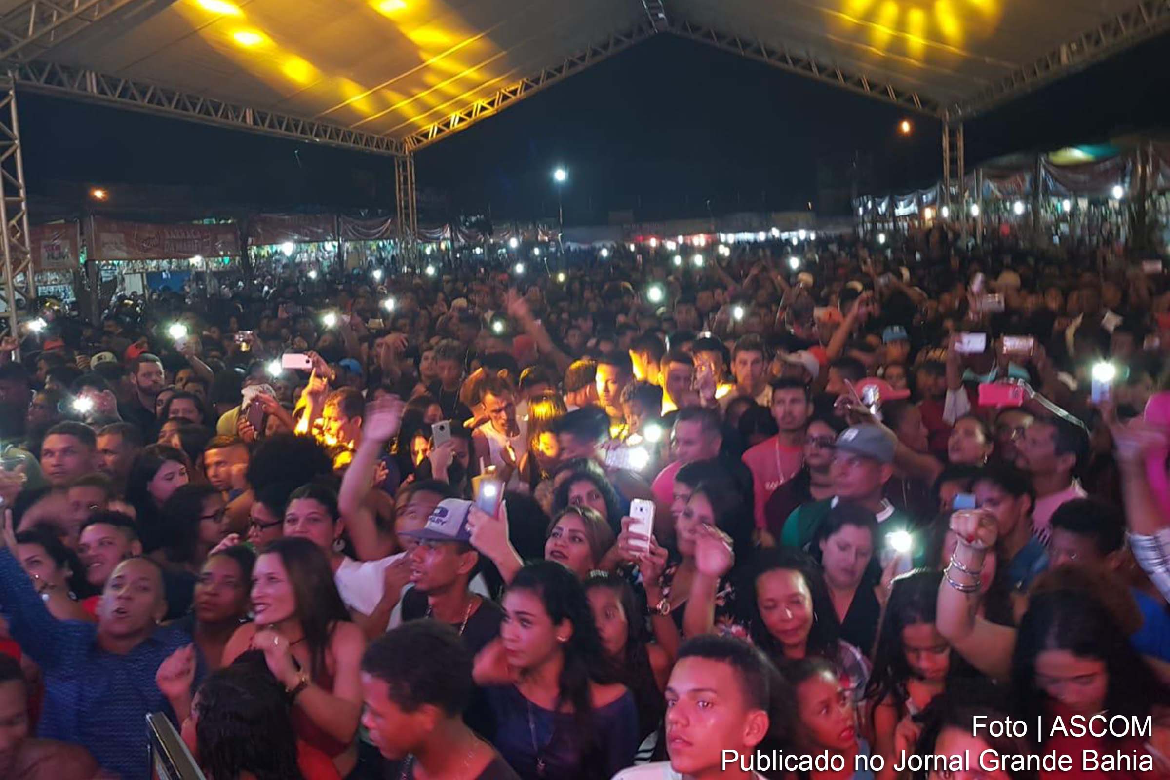 Público movimenta São João dos Bairros em Eunápolis.