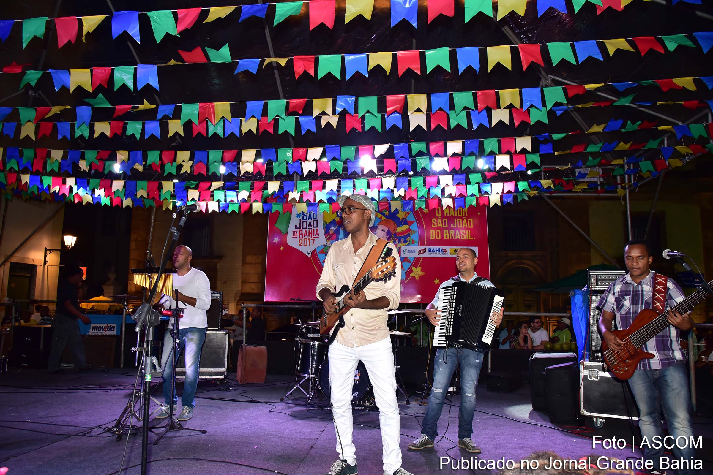Salvador: última semana de festejos juninos agita Largos do Pelourinho           