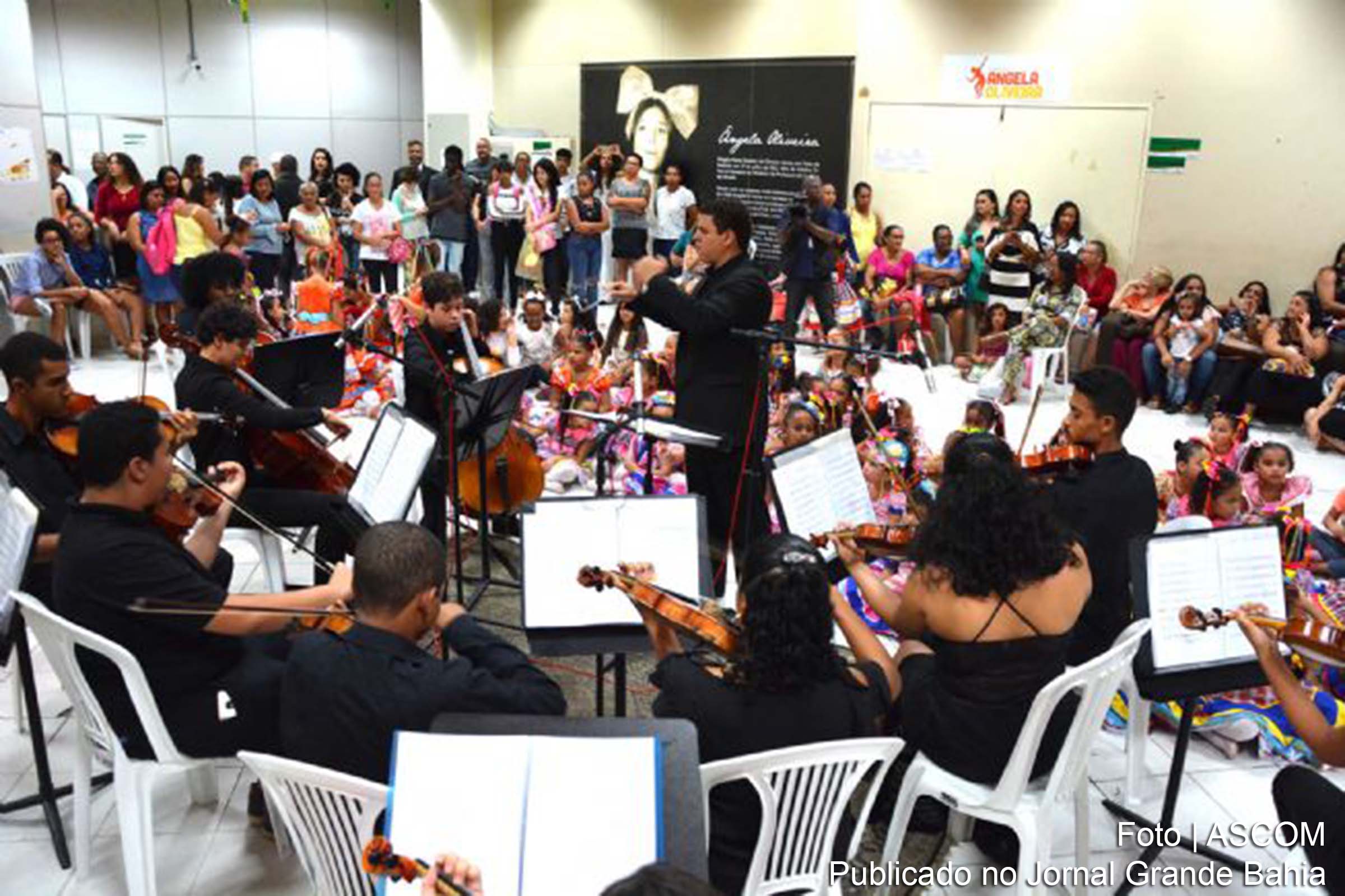Apresentação da Camarata da Orquestra Neojibá no 13º aniversário da FUNTITEC.
