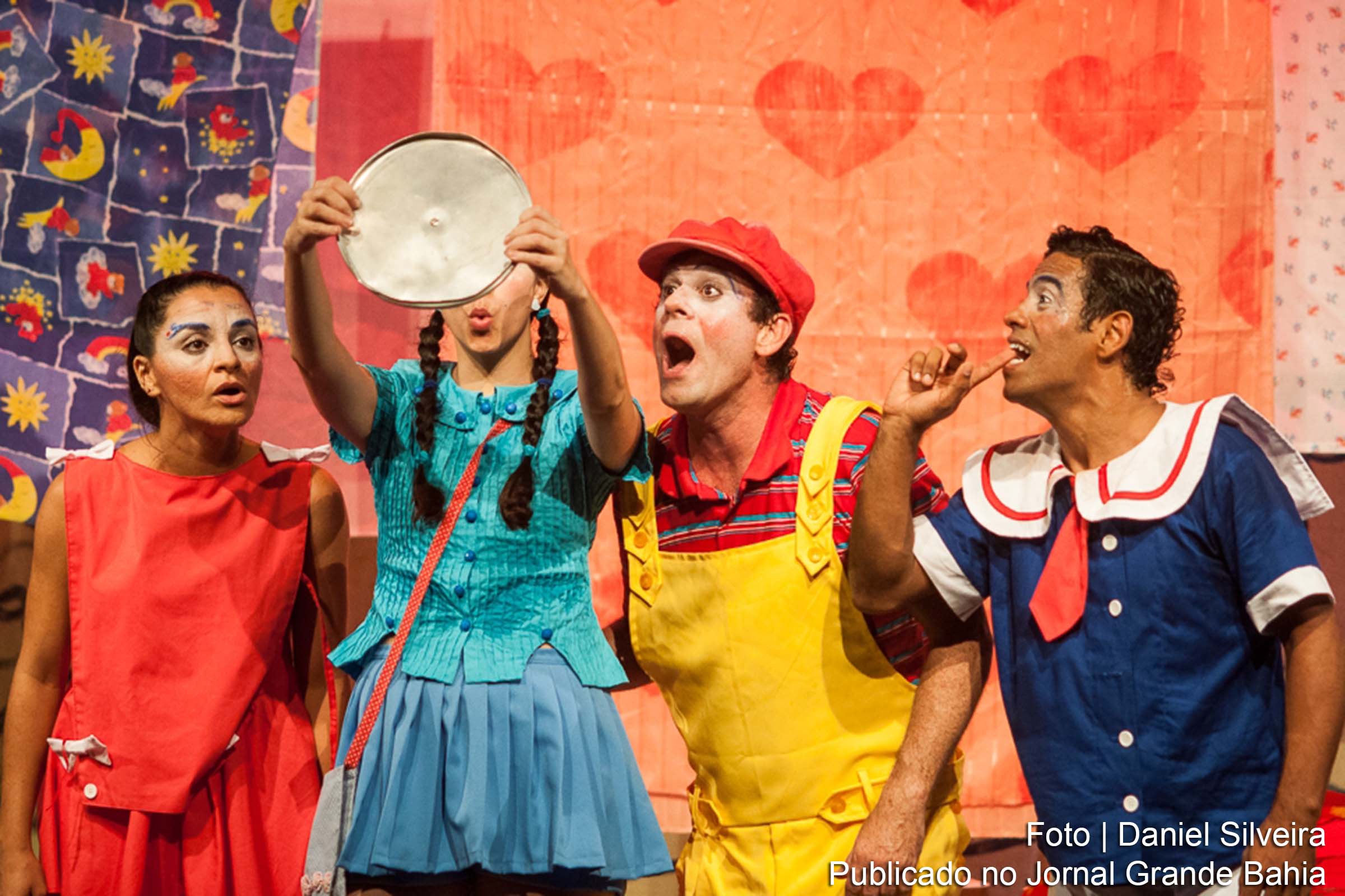 Cena do espetáculo 'Meu Quintal'.