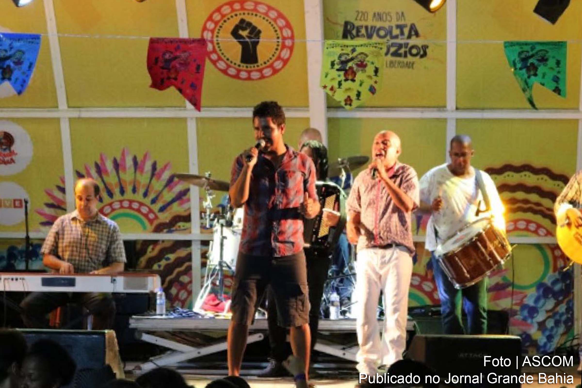 Forró Passa Pé apresenta show no segundo dia do ‘Noites do forró’.