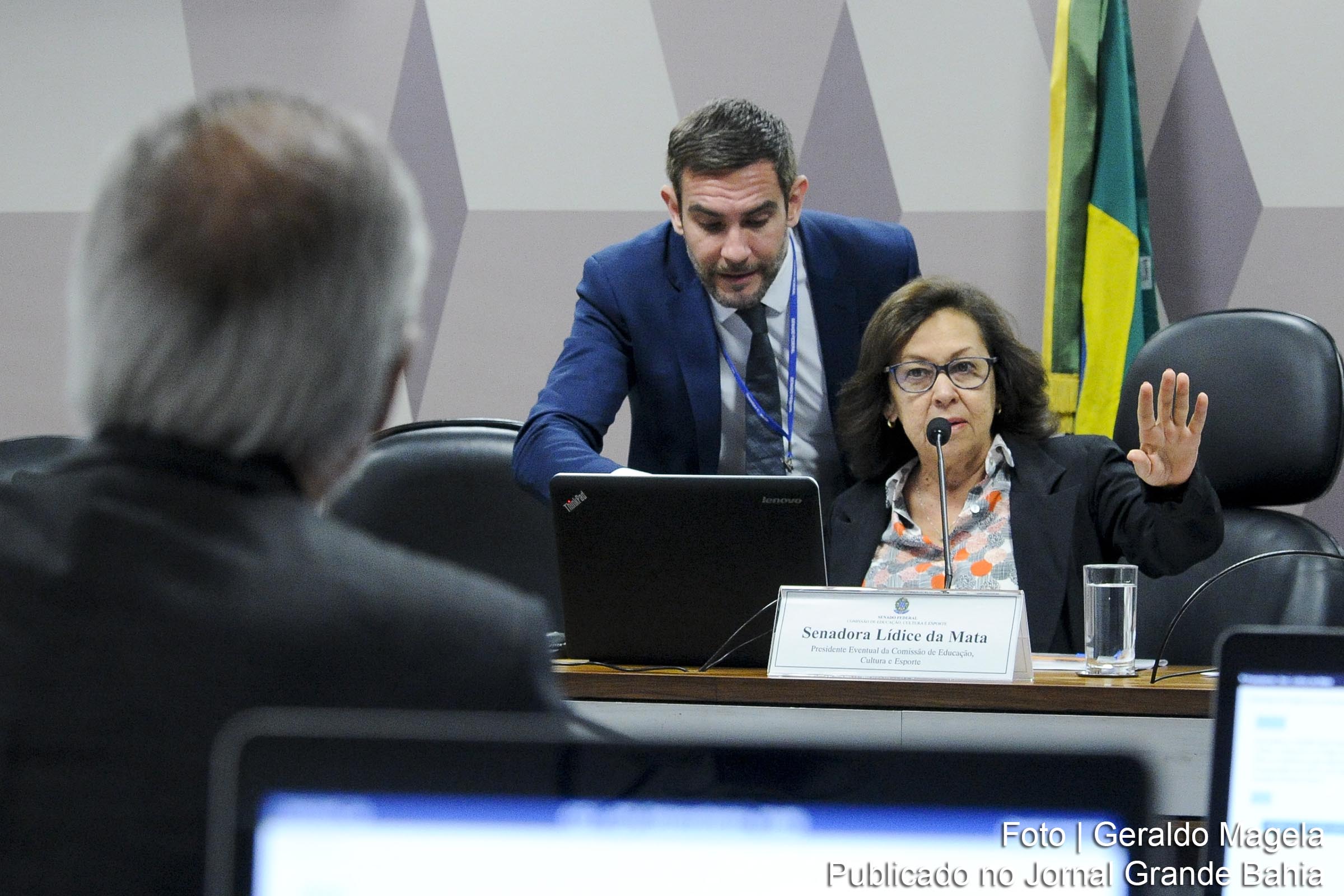 PSB mantém unidade política sob a liderança do governador Rui Costa e anuncia Lídice da Mata como candidata à deputada federal.
