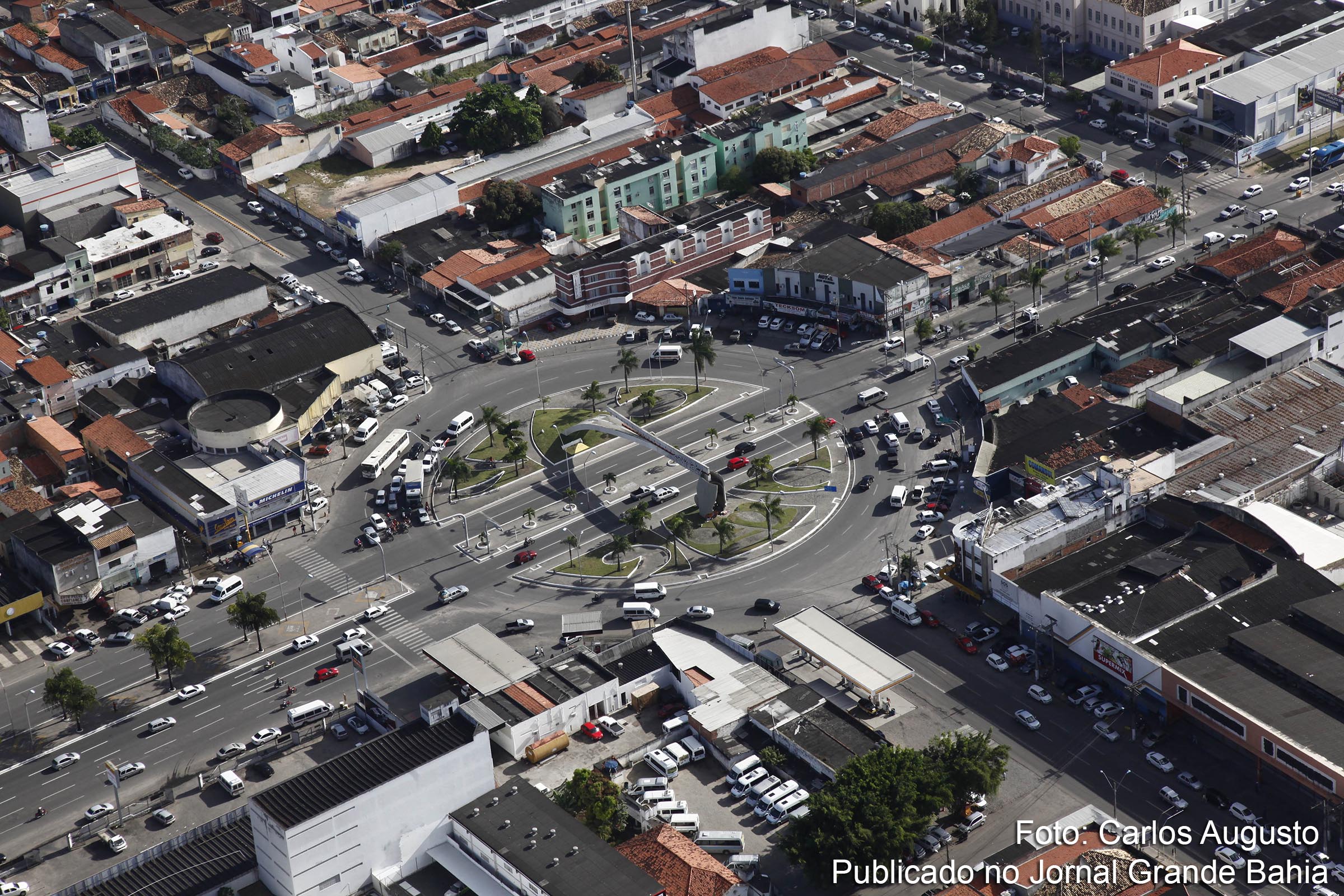 Vista aérea da Praça Jackson do Amauri, em Feira de Santana.