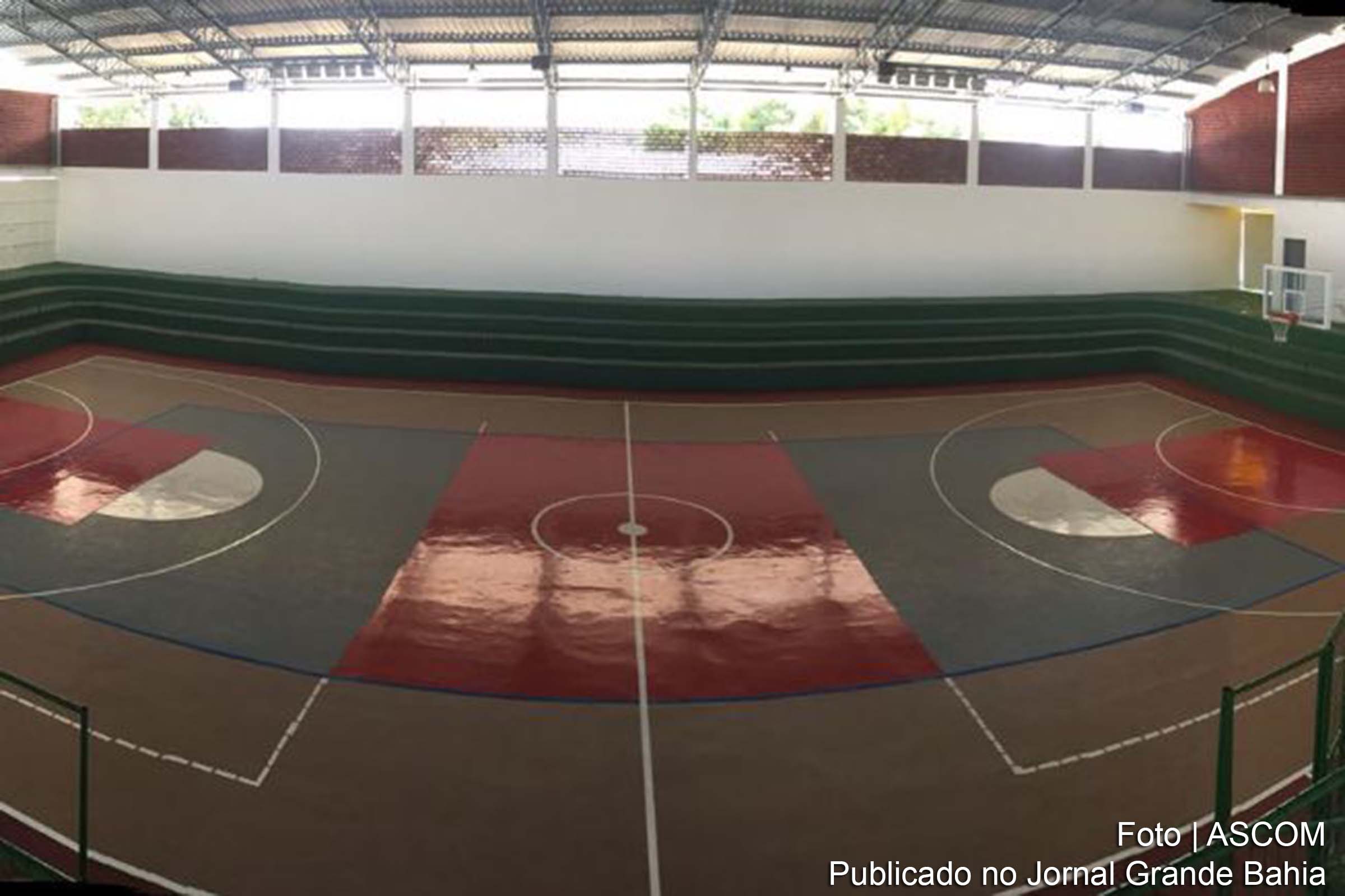 Interior do Ginásio Municipal de Esportes Joselito Amorim, em Feira de Santana.