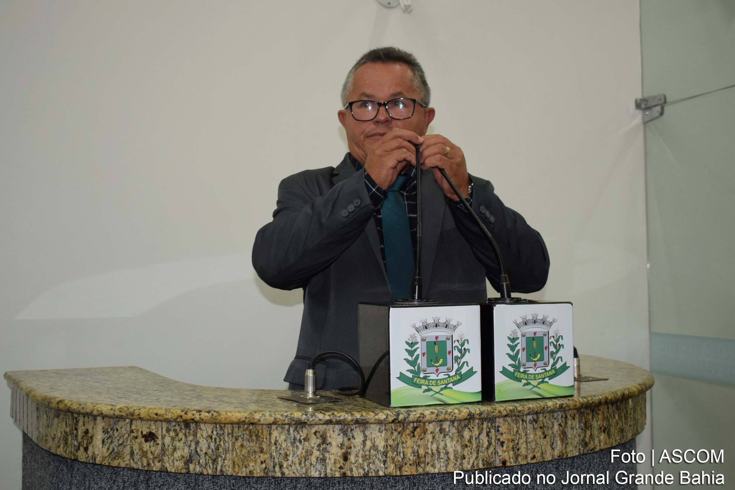 José Menezes (Zé Filé): ouço muita queixa por ai e o Executivo não ajuda o vereador que está pedindo as obras.
