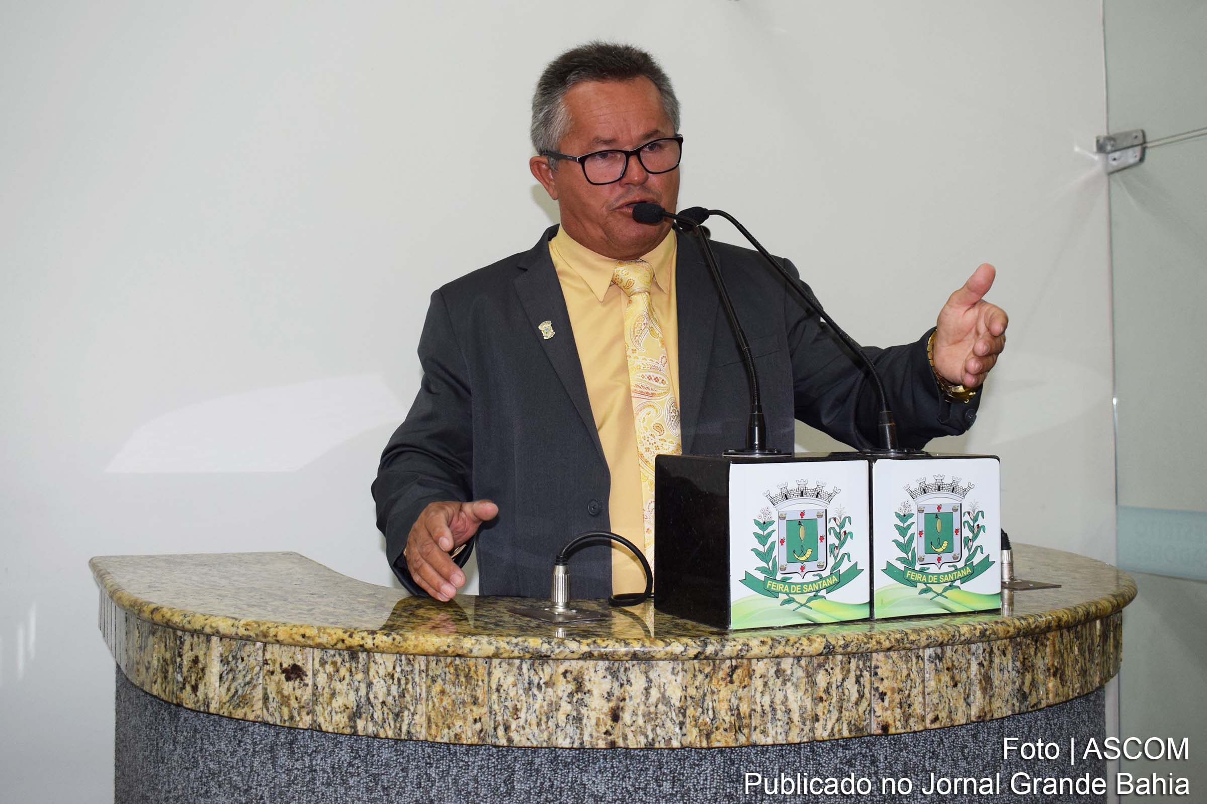 José Menezes (Zé Filé): os vereadores que são candidatos deveriam dar as vagas para os demais vereadores.