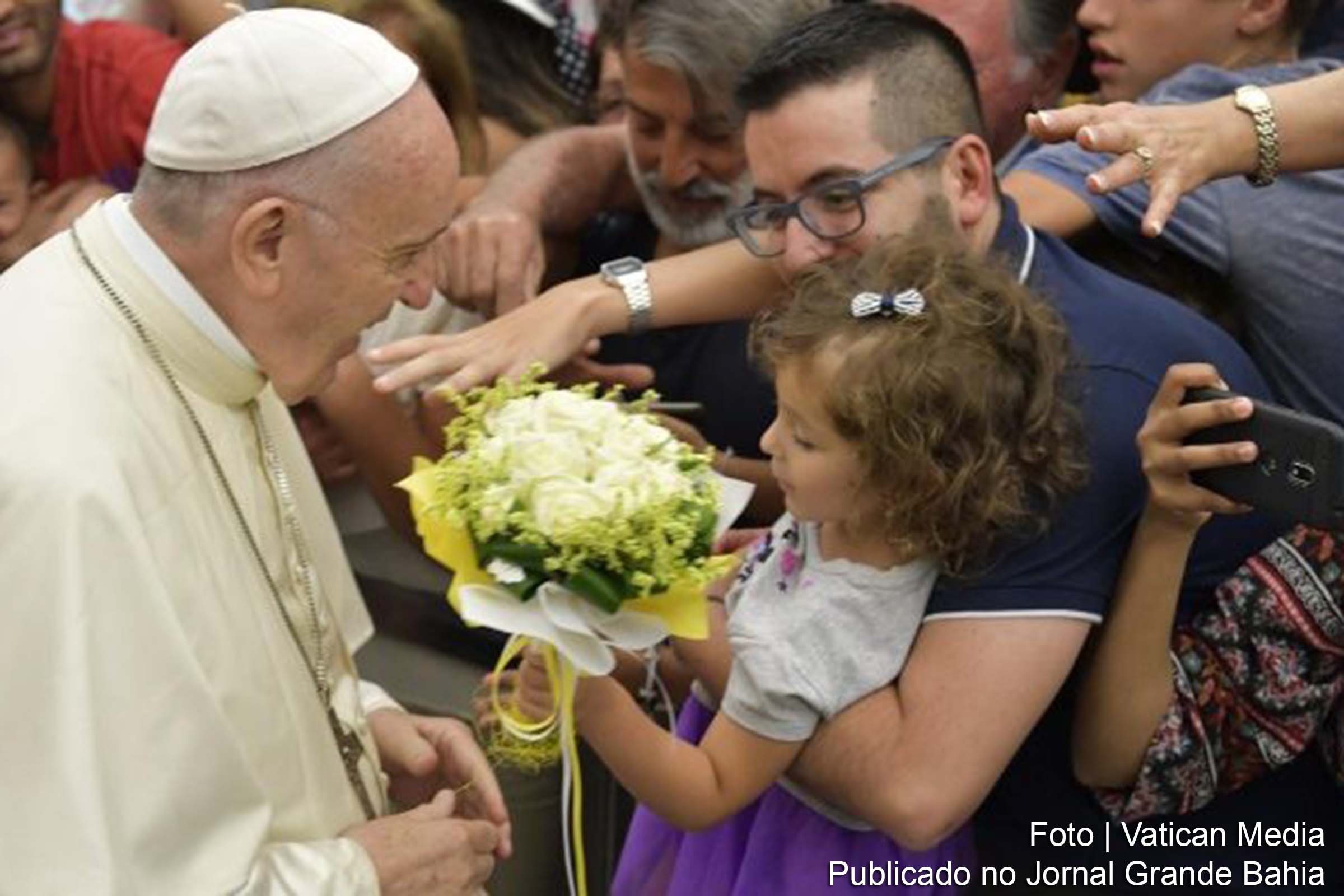 Livre-se de todos os ídolos, jogue-os pela janela, aconselha Papa Francisco