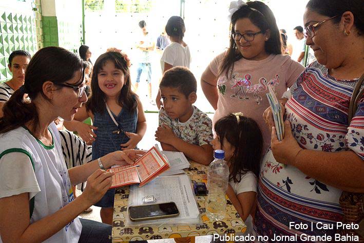 Centro de Assistência Santo Antônio registra aumento na procura por vacinas contra paralisia infantil e tríplice viral.