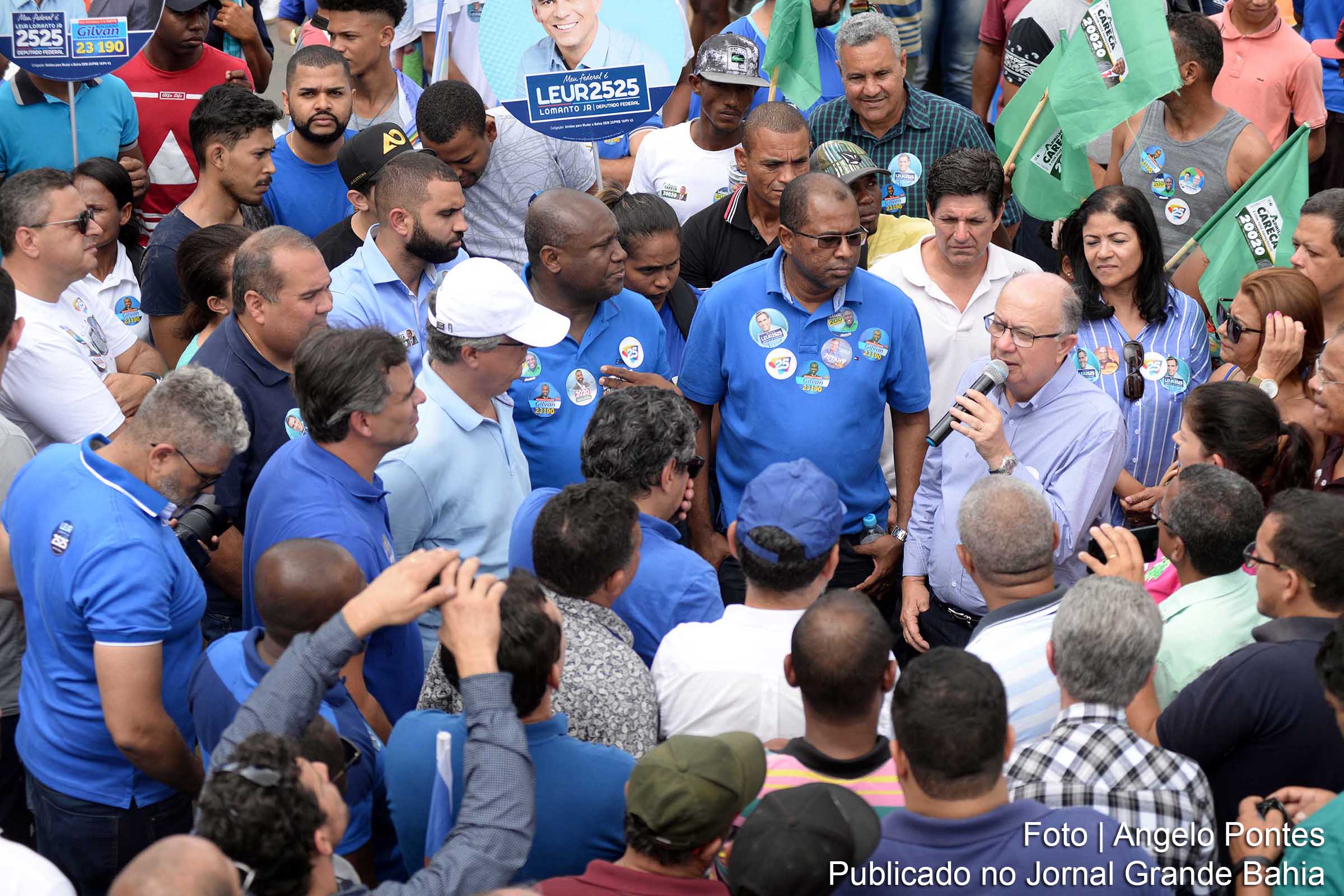 José Ronaldo critica qualidade da malha viária da Bahia.