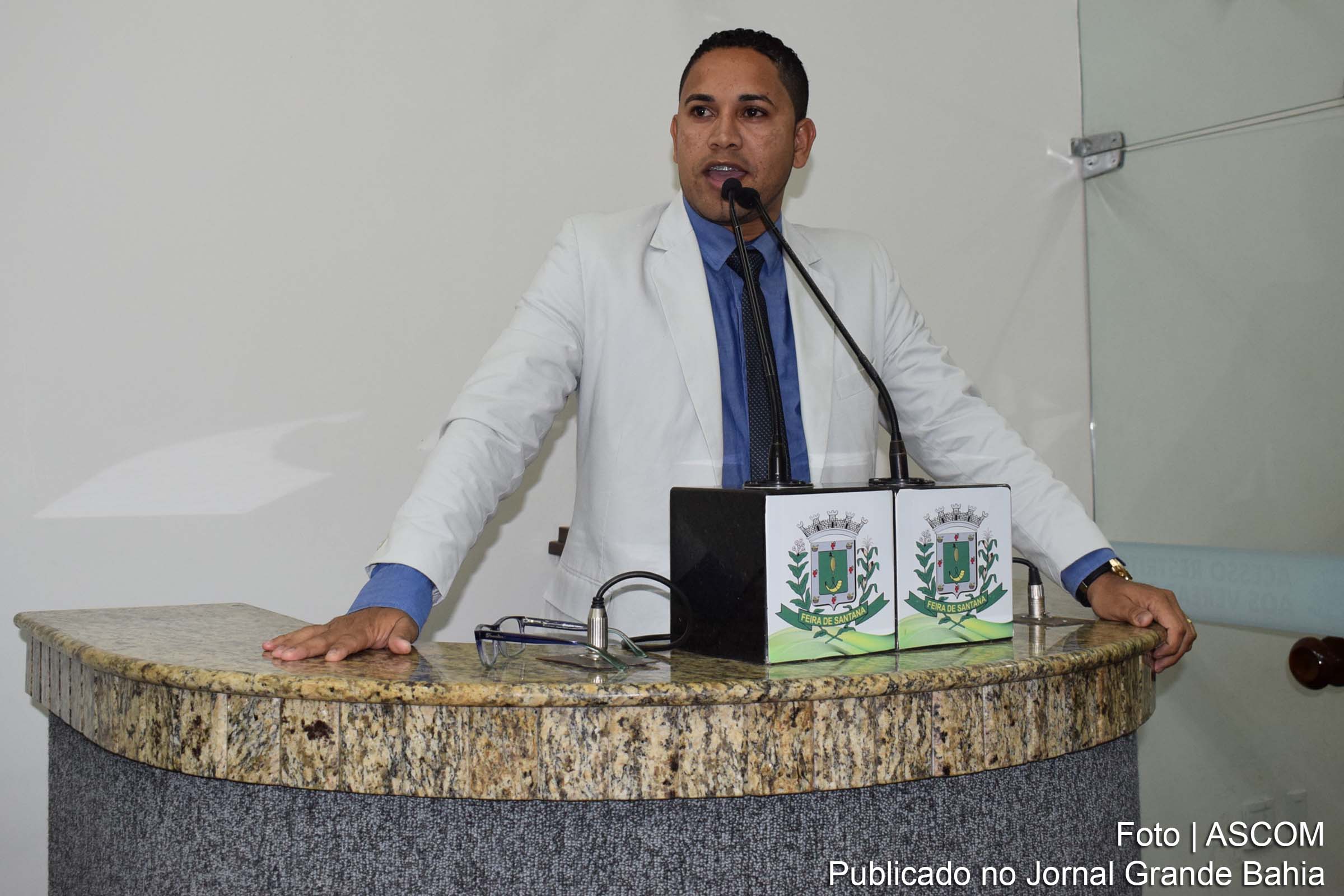 Ronaldo Caribé (Ron): temos nomes, como Targino Machado, que merecem nosso respeito.