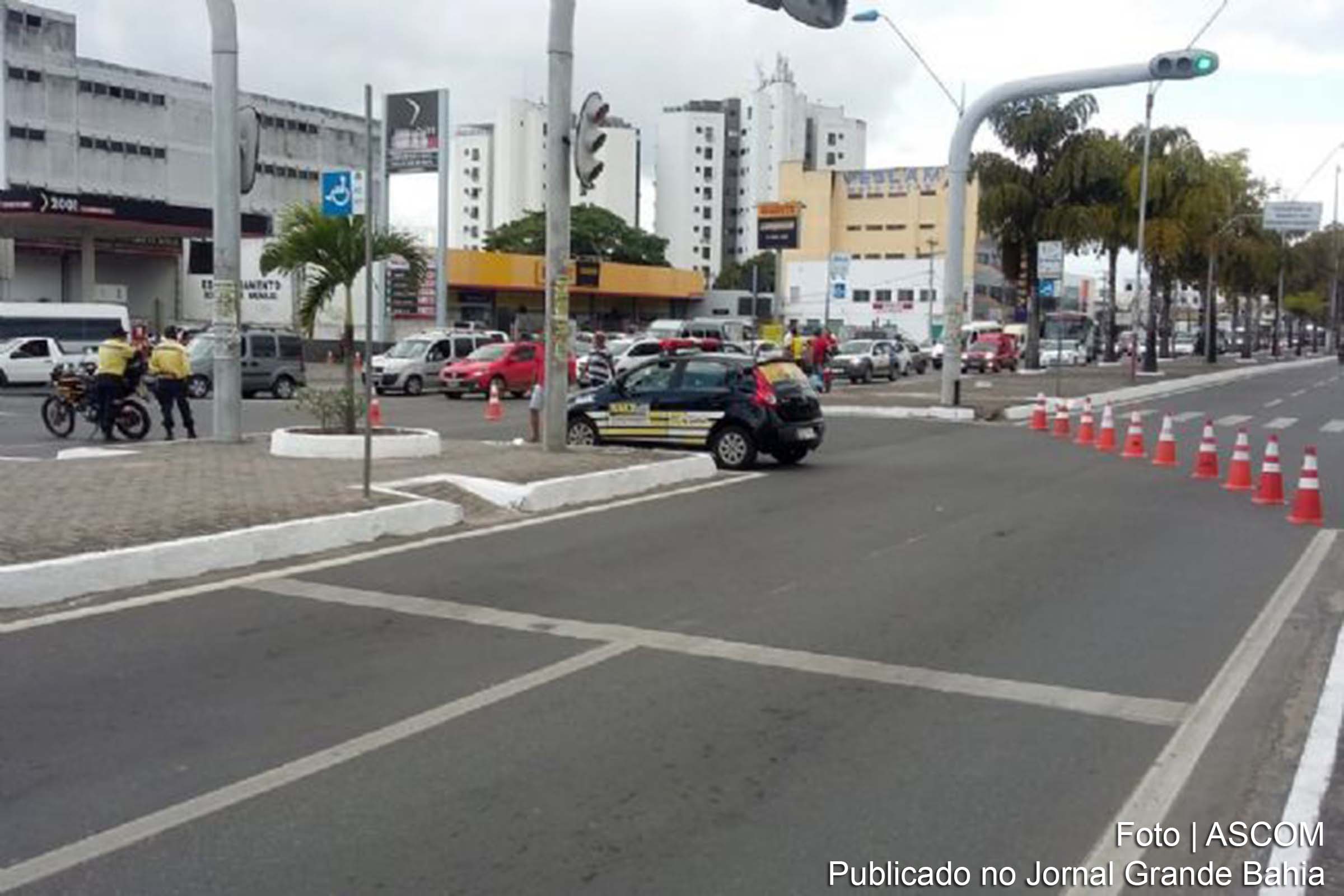 Agentes da SMT estarão presentes em cruzamentos da Avenida Presidente Dutra.