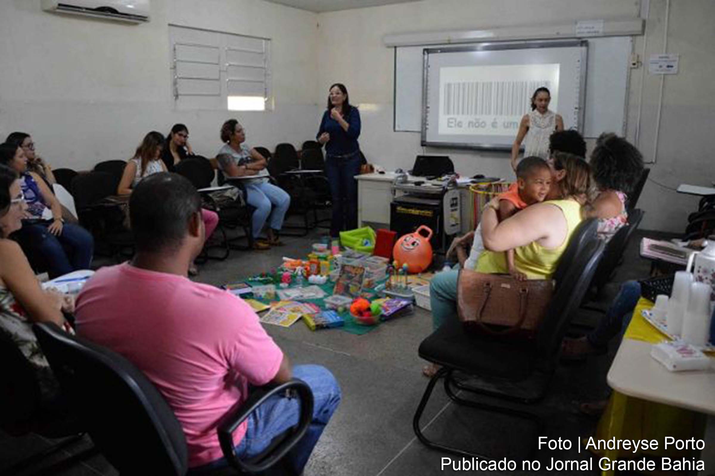 Coordenadores pedagógicos participaram do encontro de formação que teve como temática principal ‘Desafios da Educação Especial na Educação Infantil’.