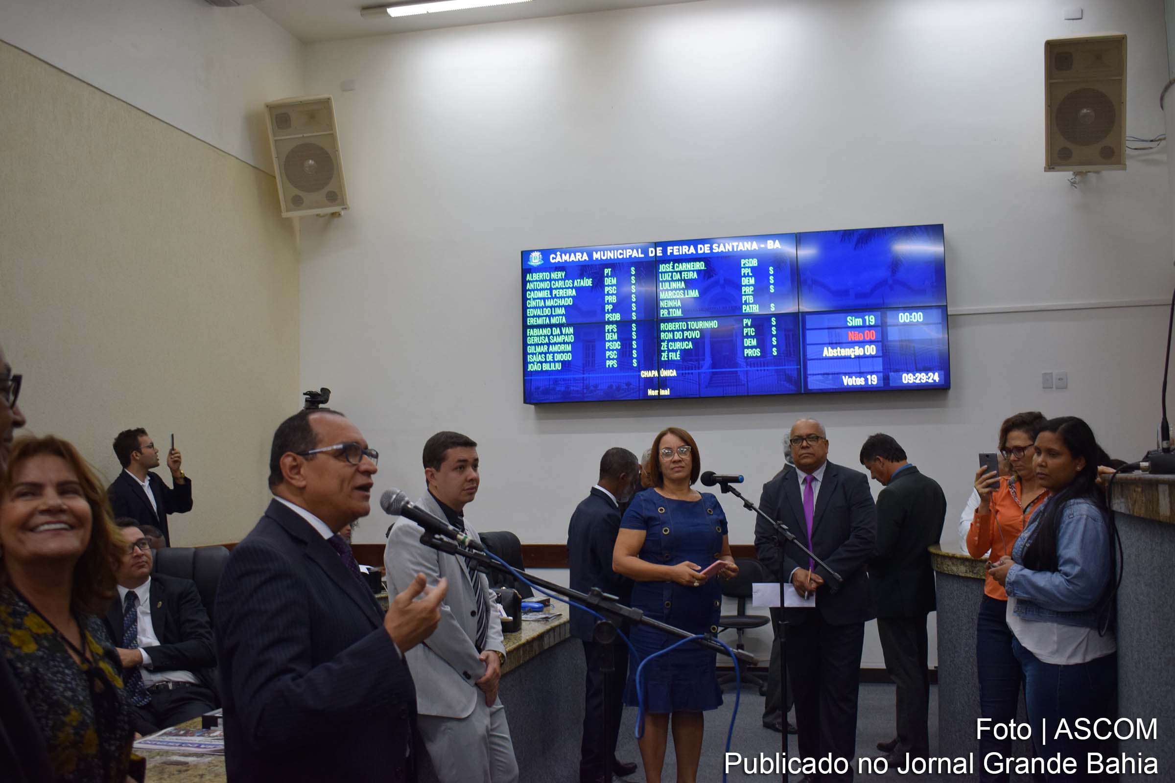 Câmara Municipal de Feira de Santana aprova PL que versa sobre repasse de recursos públicos para organizações da sociedade civil.