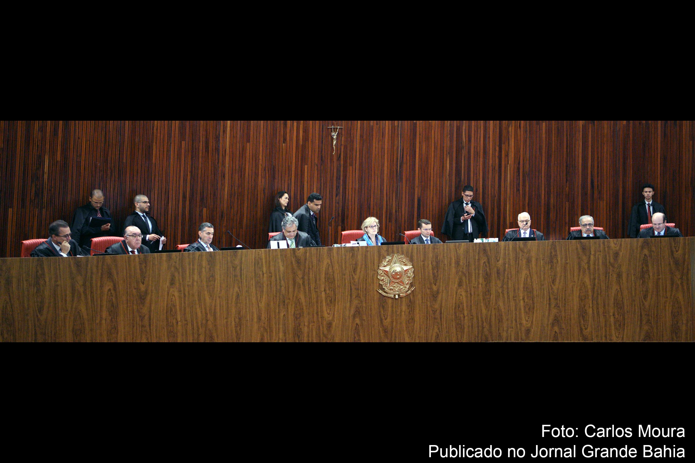 Sessão plenária do Tribunal Superior Eleitoral (TSE) presidida pela ministra Rosa Weber.