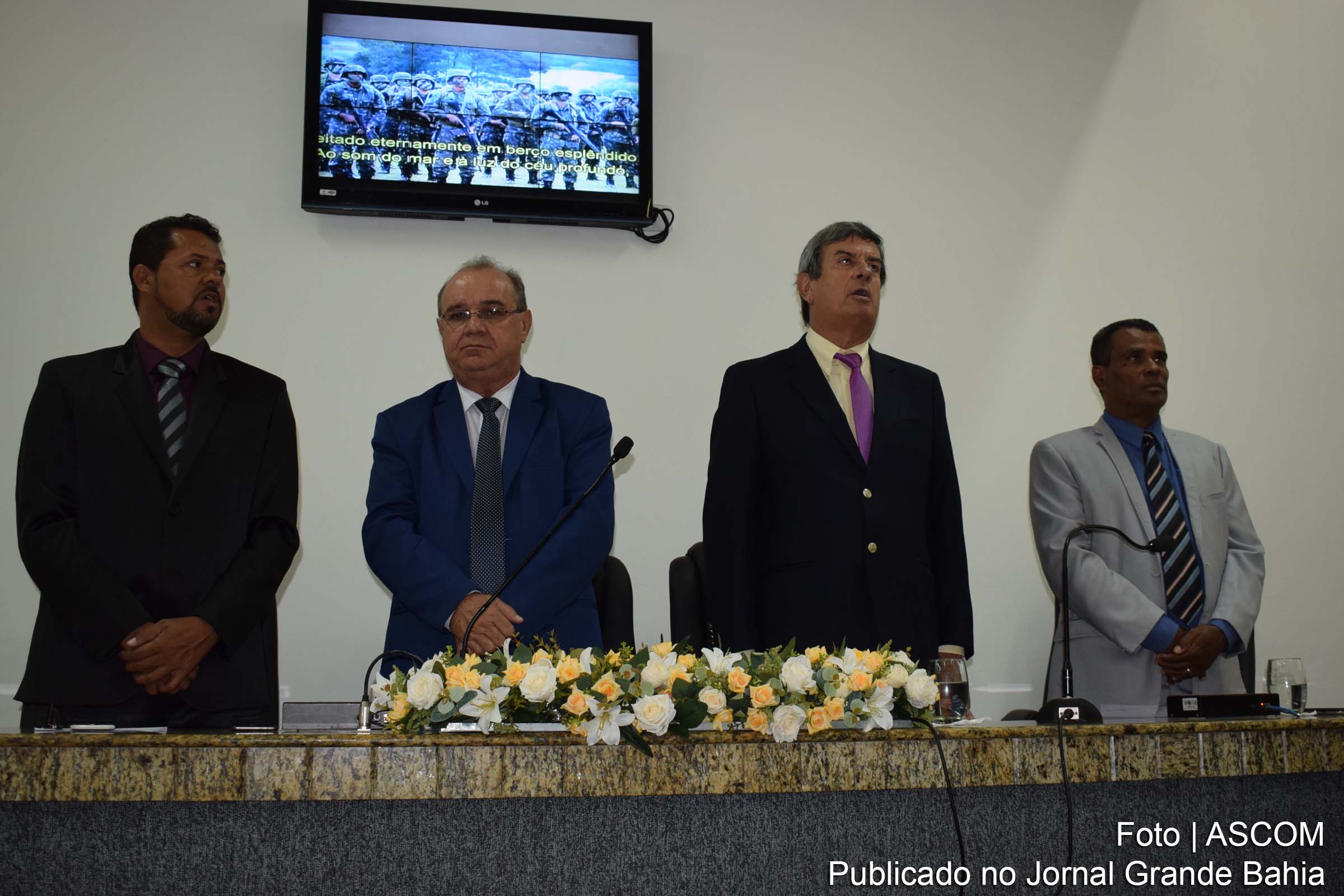 Câmara Municipal de Feira de Santana promove sessão solene em comemoração ao Dia Nacional do Vereador.