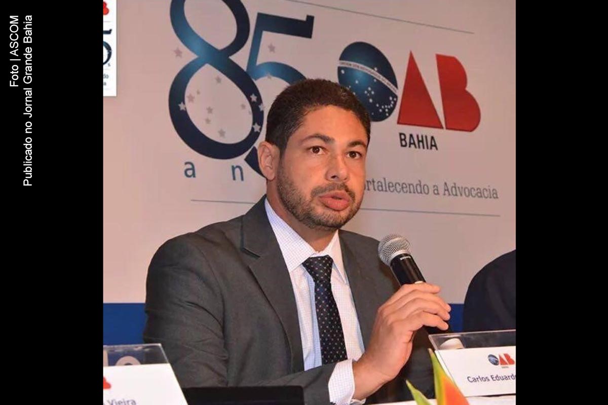 Professor de Direito Carlos Eduardo Guimarães aborda 30 anos da Constituição Federal