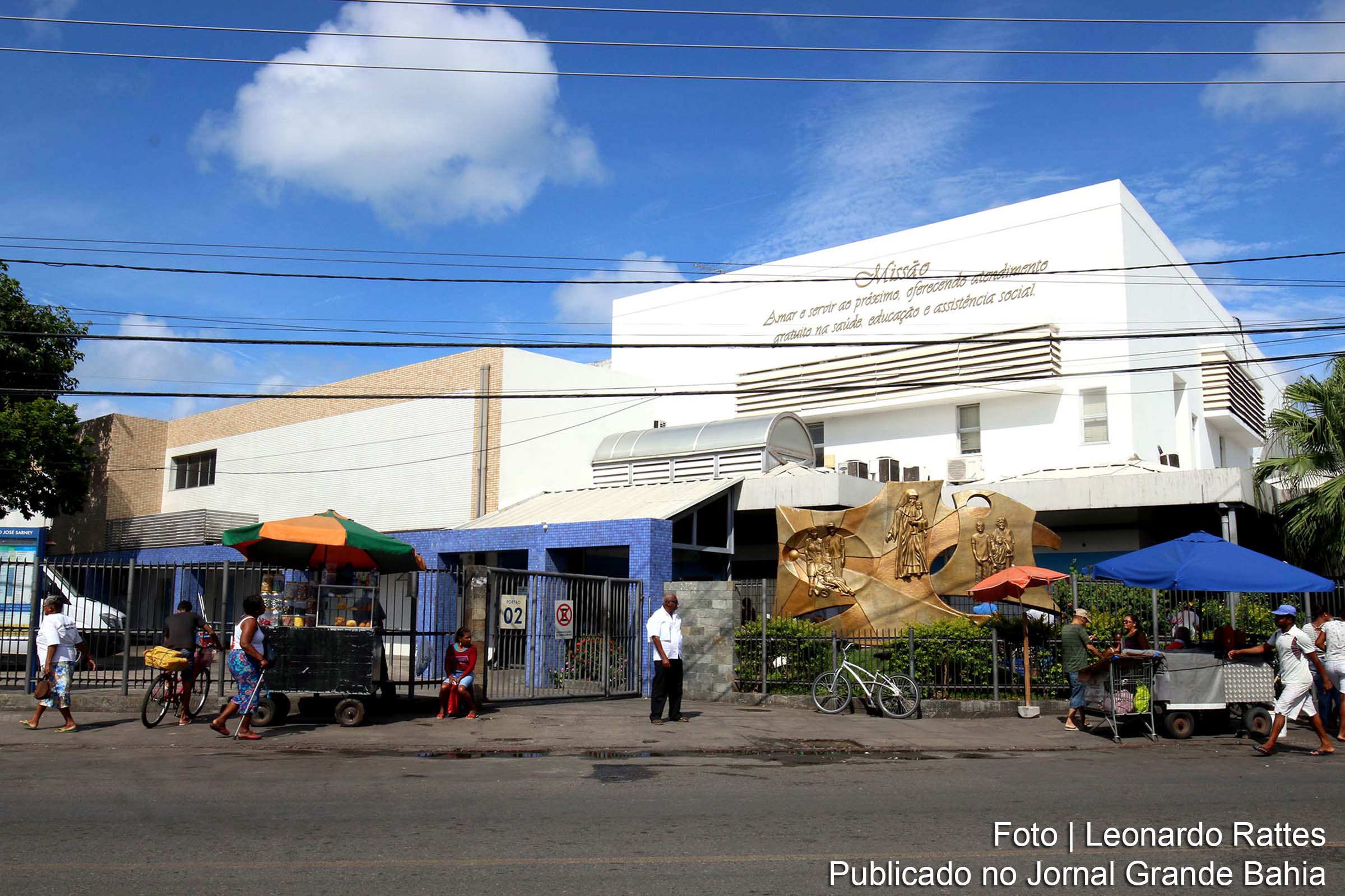 Fachada da sede das Obras Sociais Irmã Dulce, em Salvador.