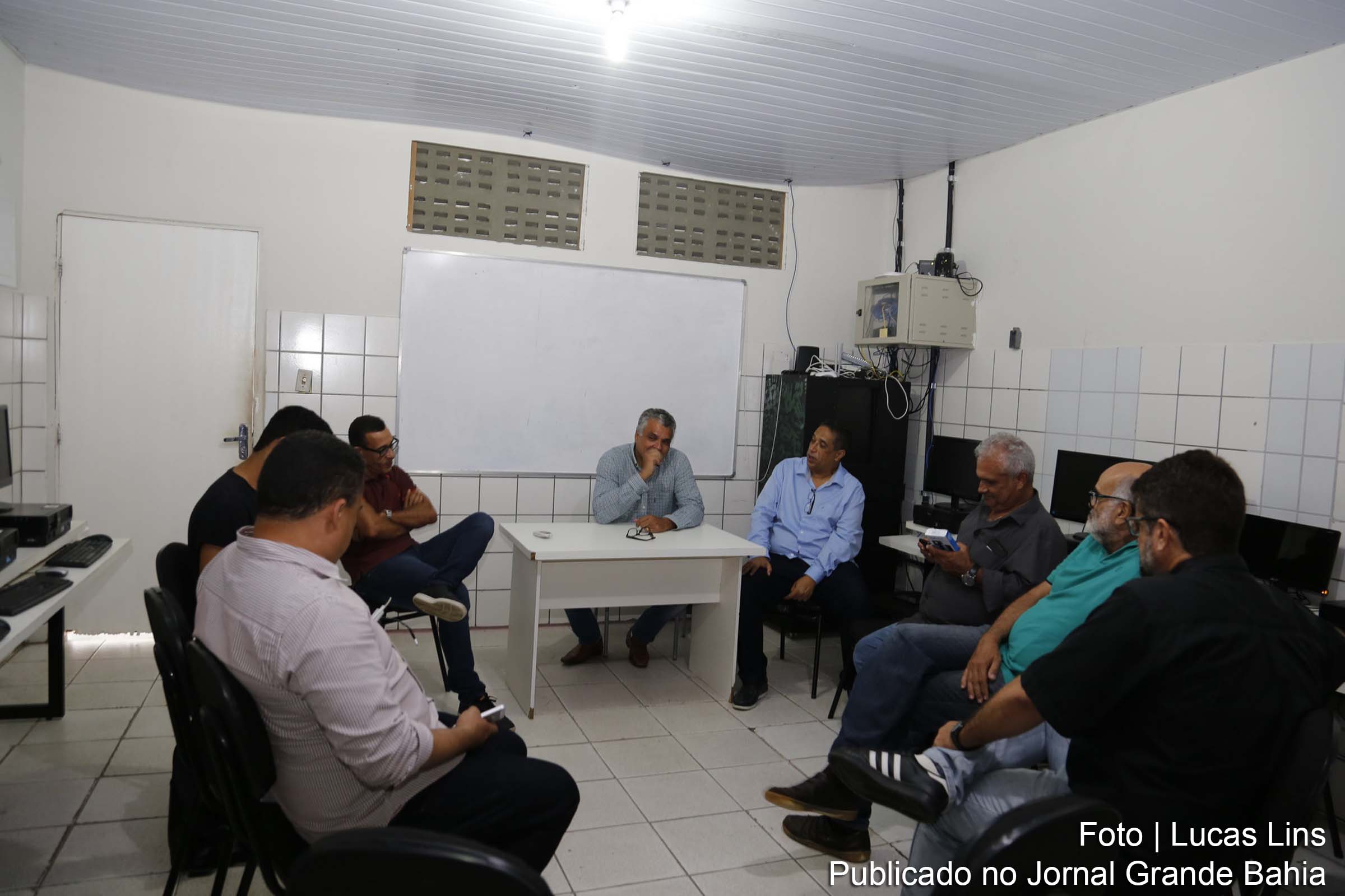 Em visita técnica ao Centro Estadual de Educação Profissional em Tecnologia, Informação e Comunicação, o superintendente Durval Libânio Mello anuncia implantação de Fabrica-Escola de Robótica em Lauro de Freitas.