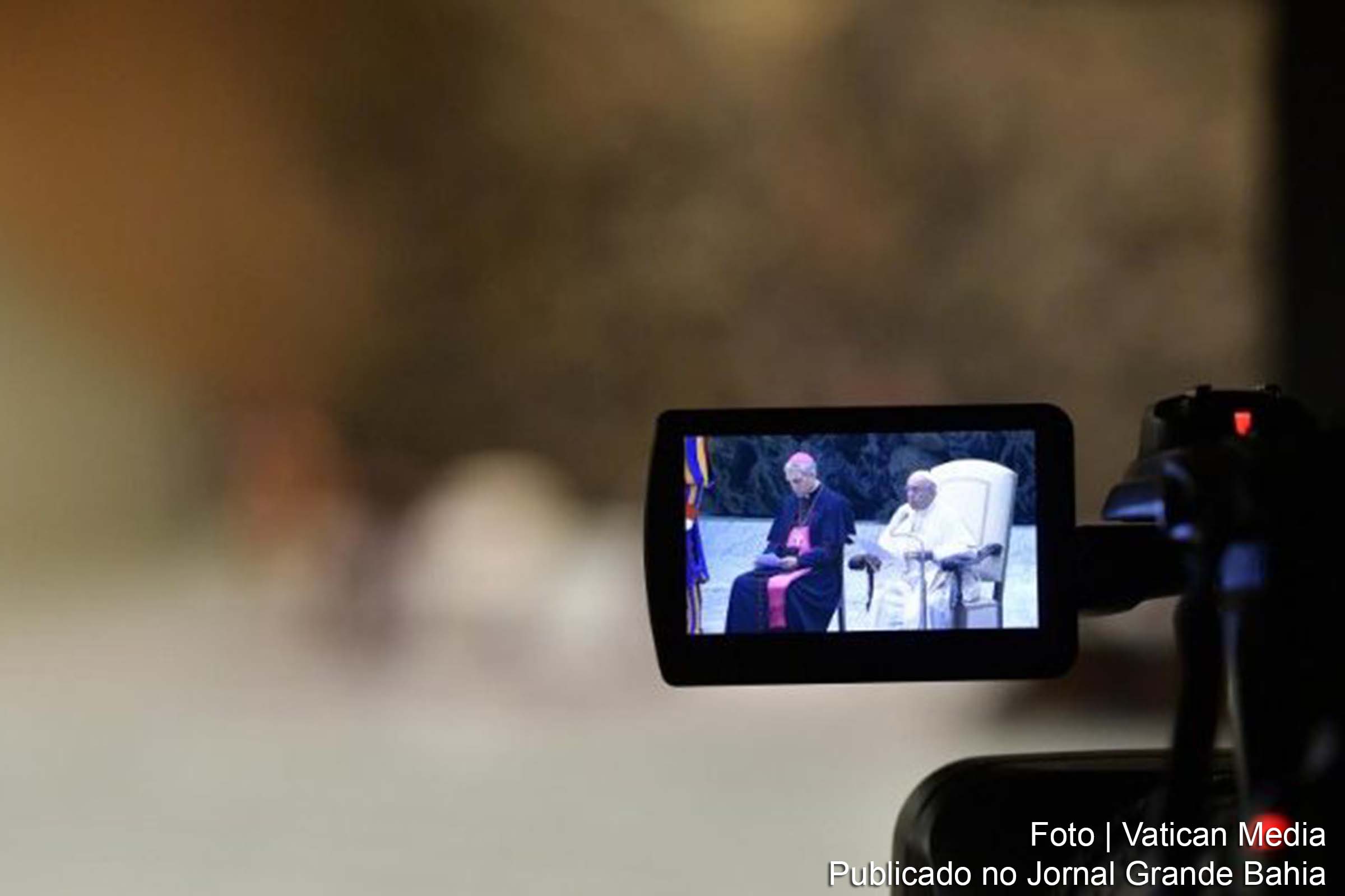 O Espírito gera uma vida que, seguindo esses desejos, suscita em nós a esperança, a fé e o amor”, disse o Papa Francisco em sua catequese.