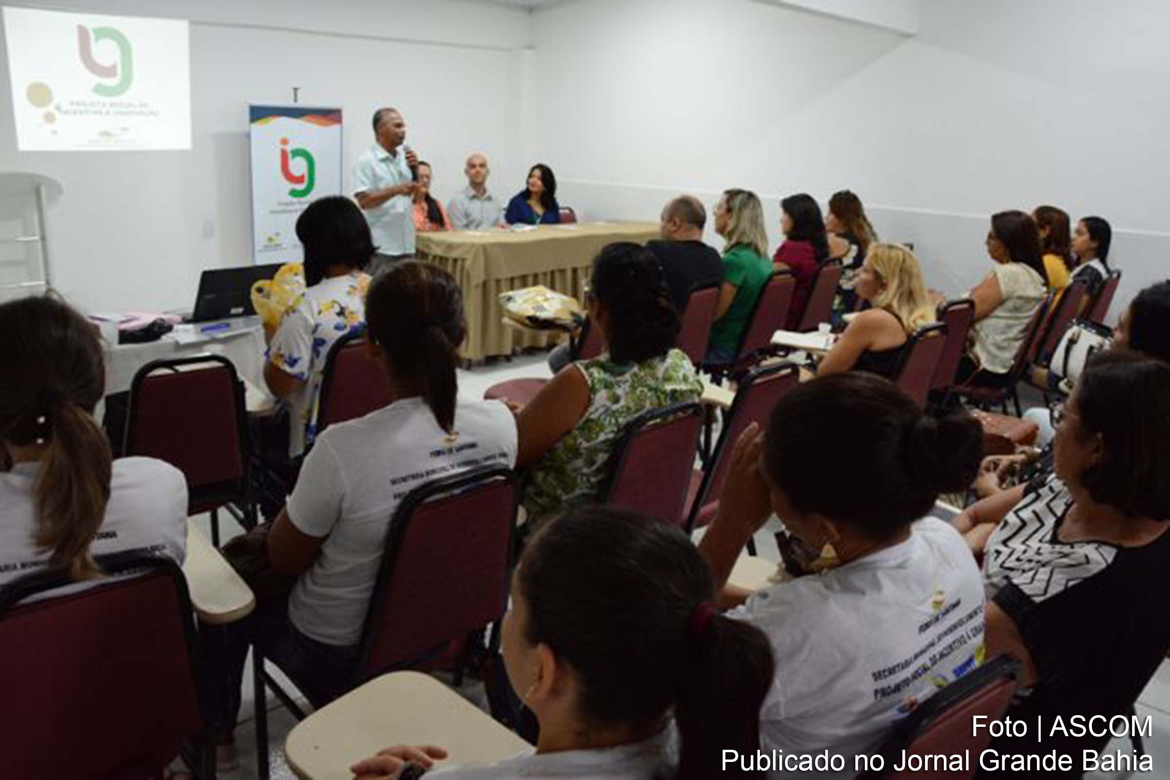 Técnicos da Sedeso e instituições parceiras são capacitadas para o Projeto Social de Incentivo à Graduação.