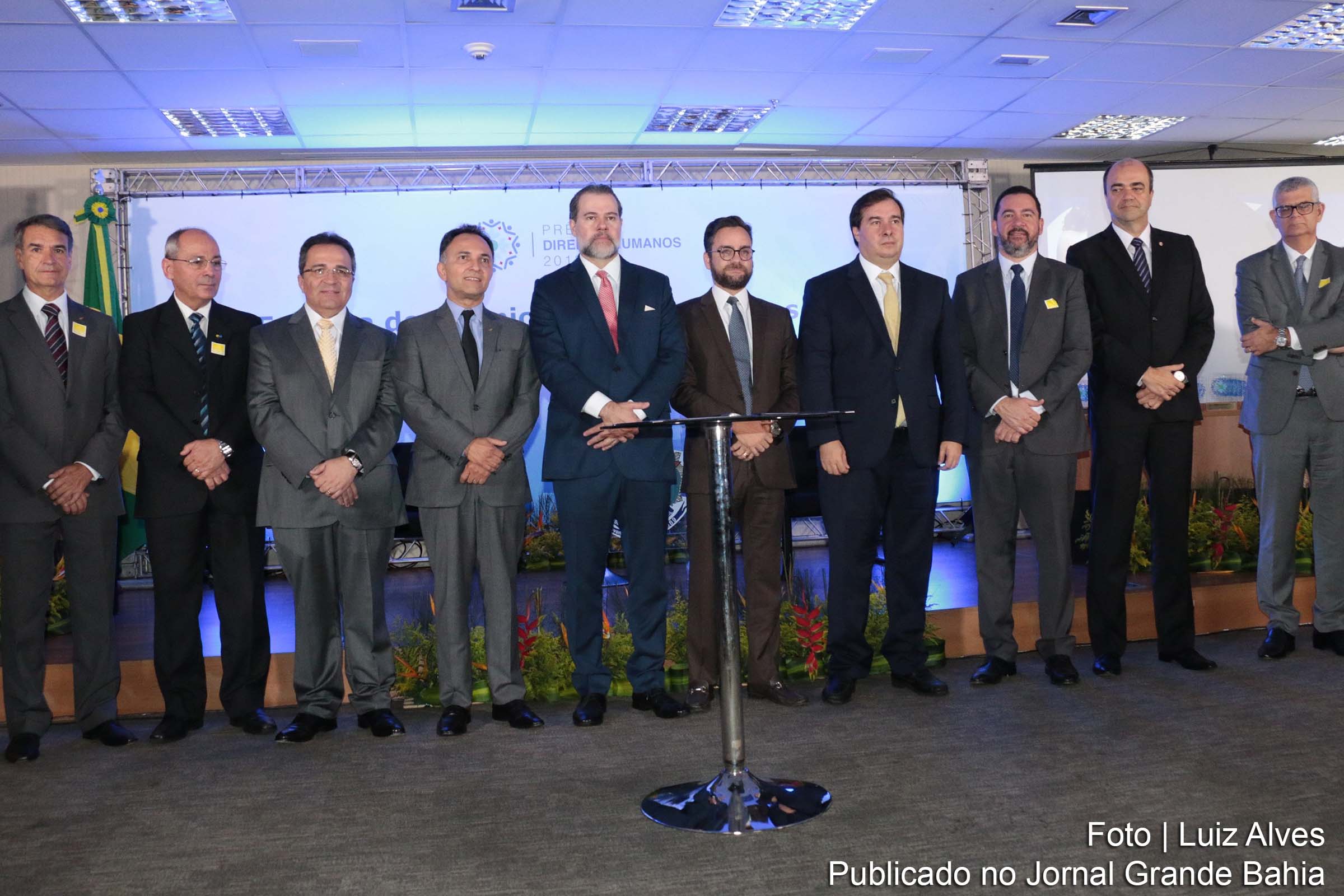 Assinatura de Carta Aberta é realizada durante solenidade de entrega do Prêmio Direitos Humanos 2018.