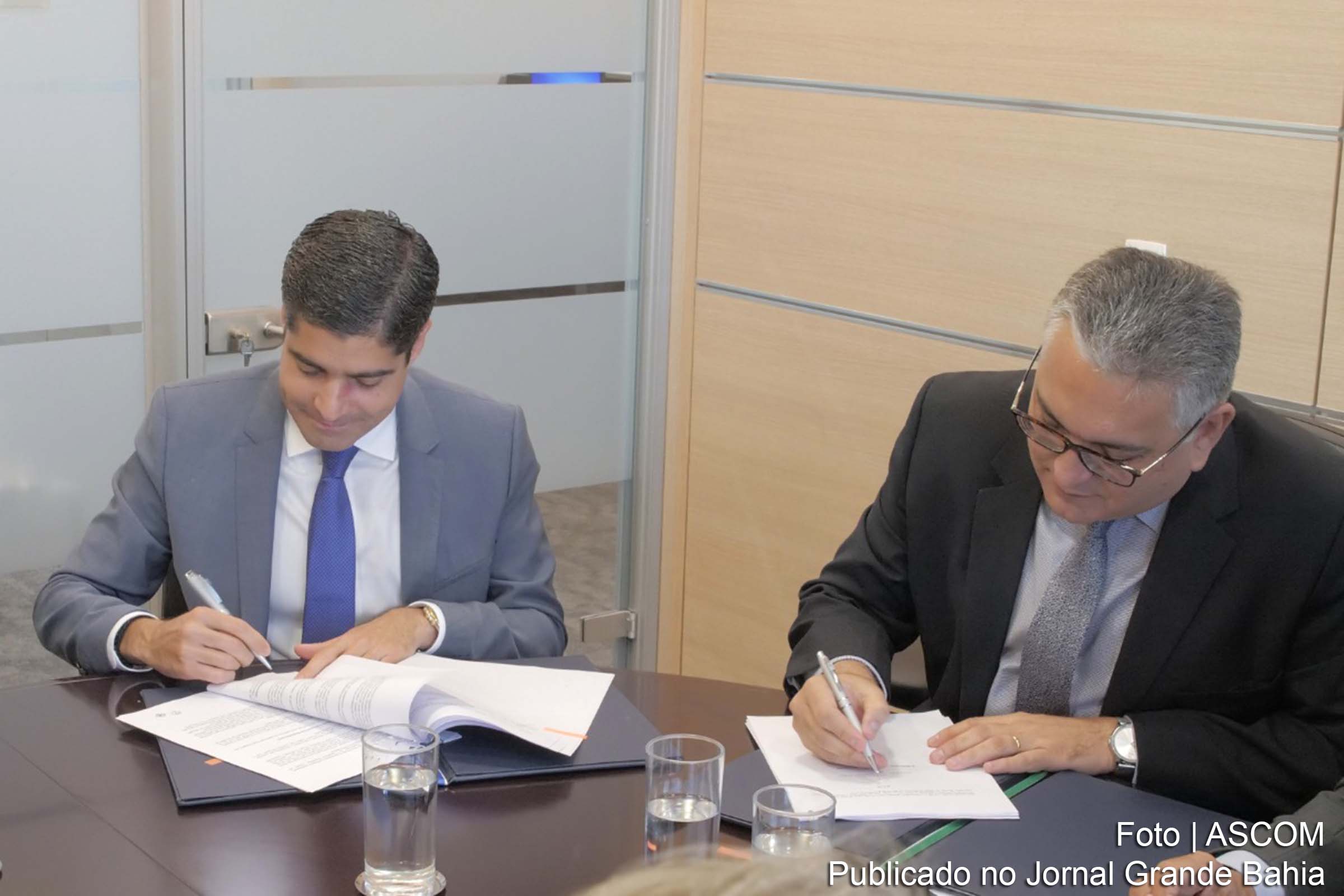 Prefeito ACM Neto assina contrato de empréstimo no valor de US$ 60,7 milhões entre Banco de Desenvolvimento da América Latina e a Prefeitura.