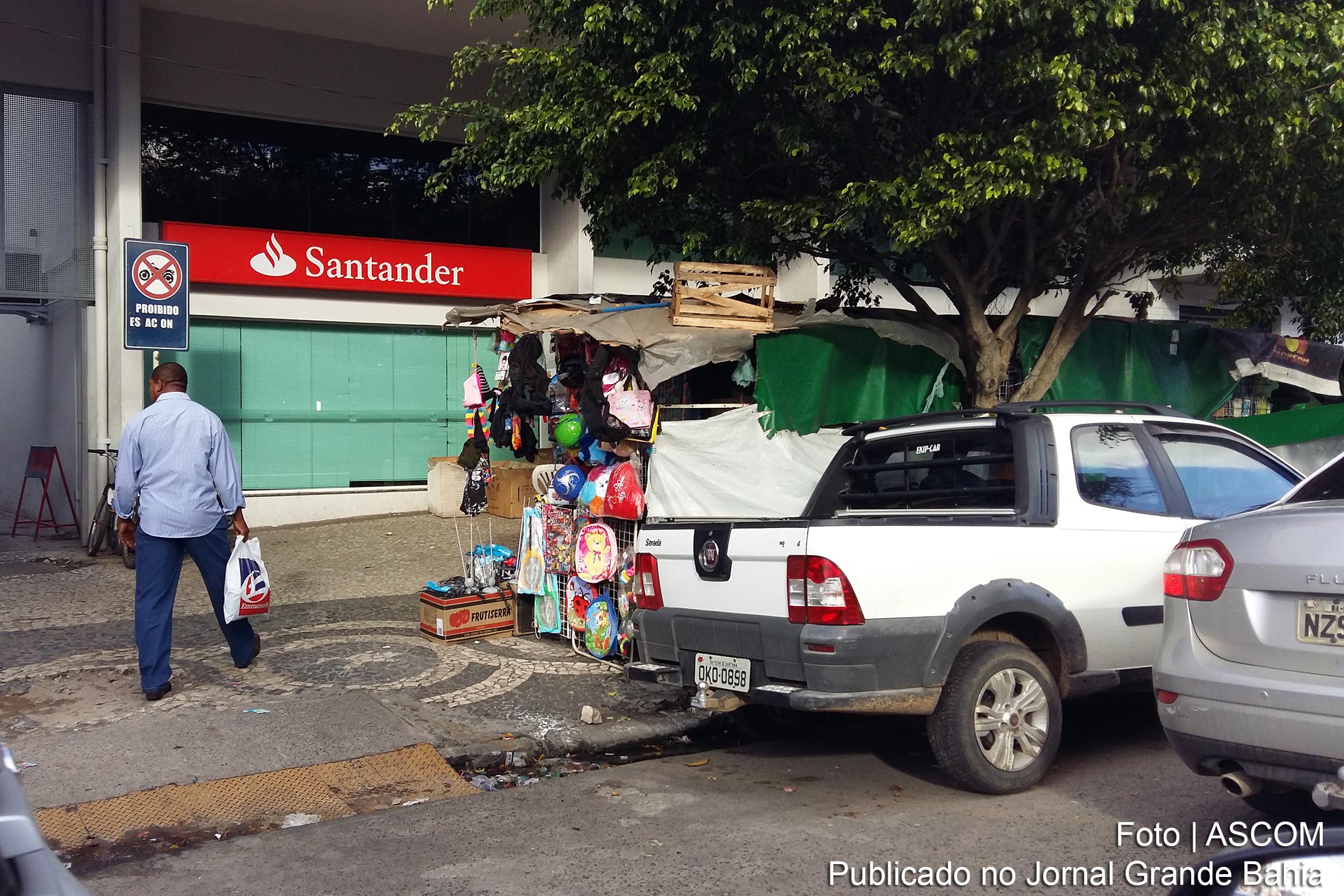 A cidade descontruída: Centro da cidade de Feira de Santana é ocupado por barraqueiros