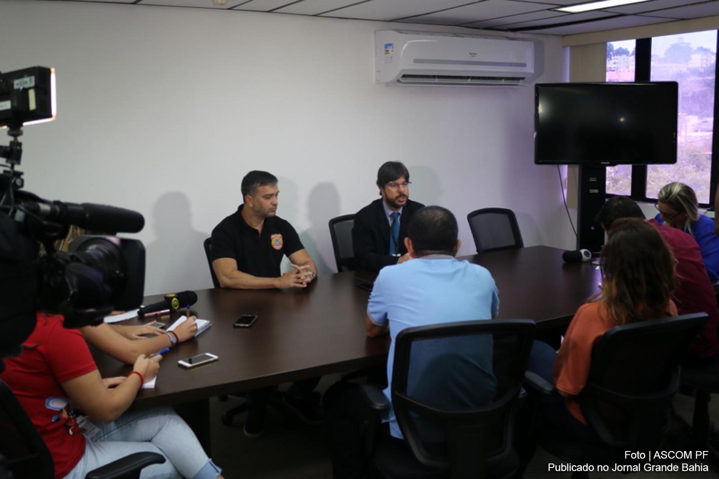 Fábio Marques, delegado da PF e Daniel Justo Madruga, superintendente regional da Polícia Federal na Bahia, comentam sobre a Operação Sicília.
