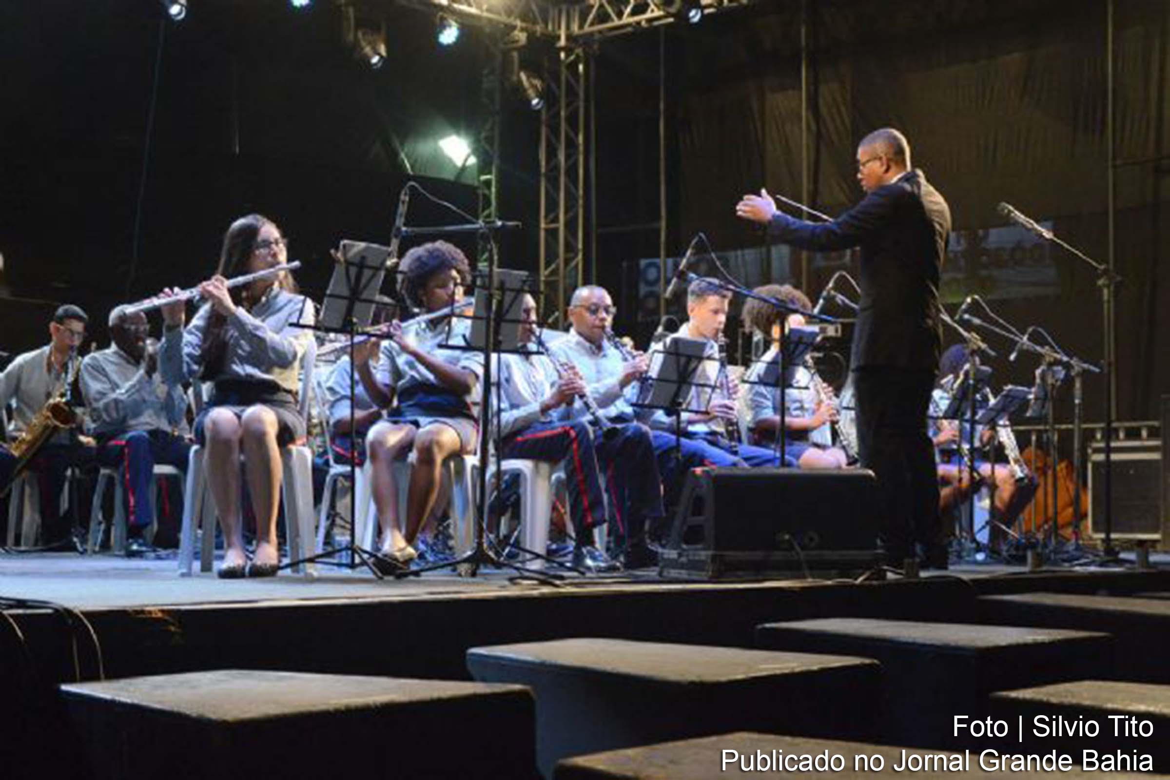 Filarmônica 25 de Março, uma das atrações do palco do Natal Encantado, na Avenida Getúlio Vargas, em Feira de Santana.