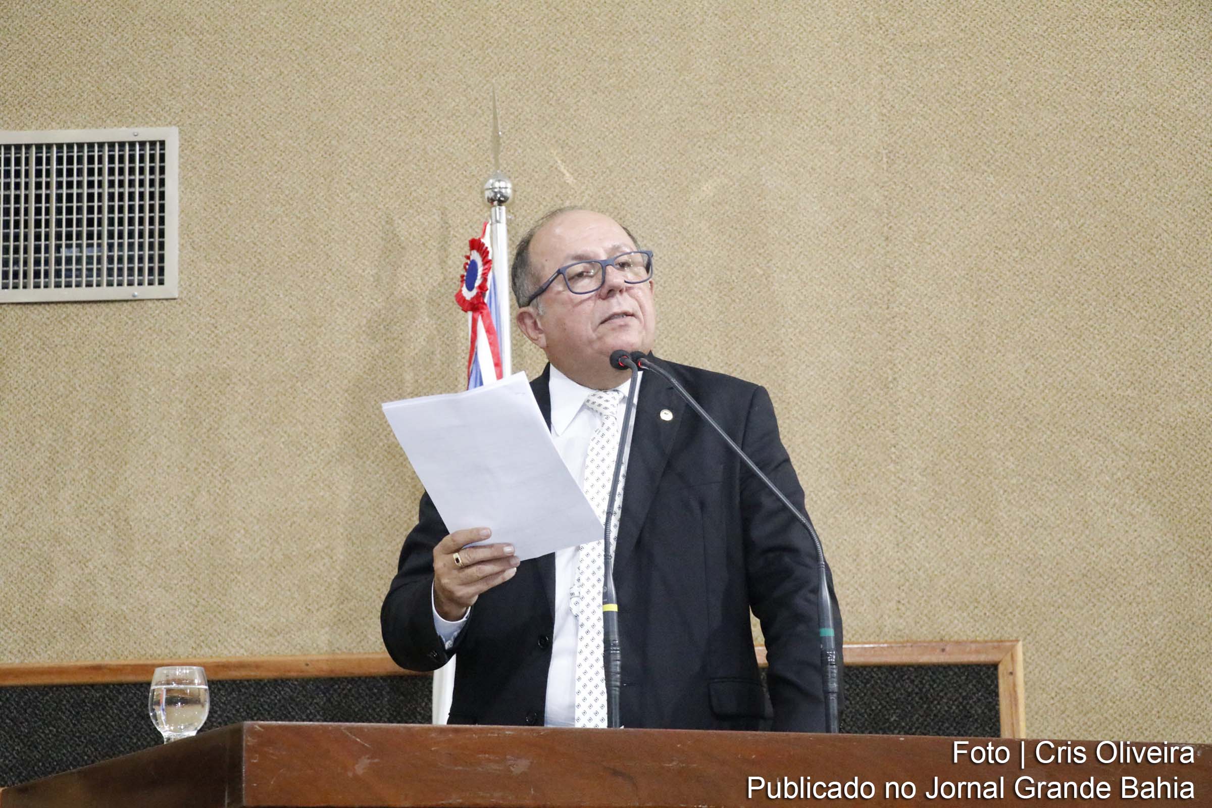 José de Arimateia Coriolano de Paiva, deputado estadual pelo PRB da Bahia e bispo da Igreja Universal.