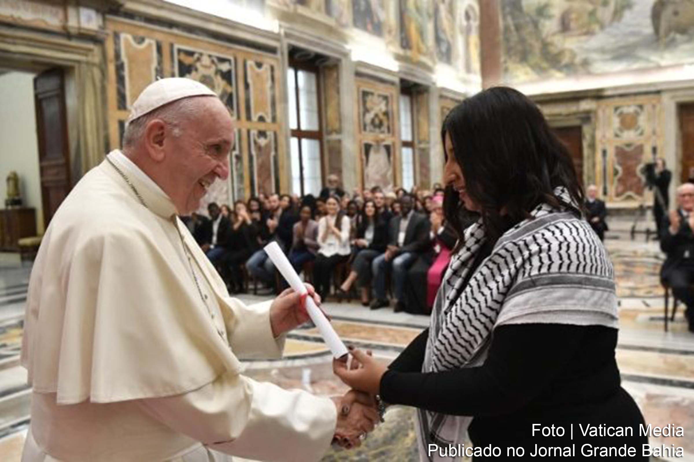 Papa Francisco recebe os membros da Associação 'Rondine Cittadella della pace'.