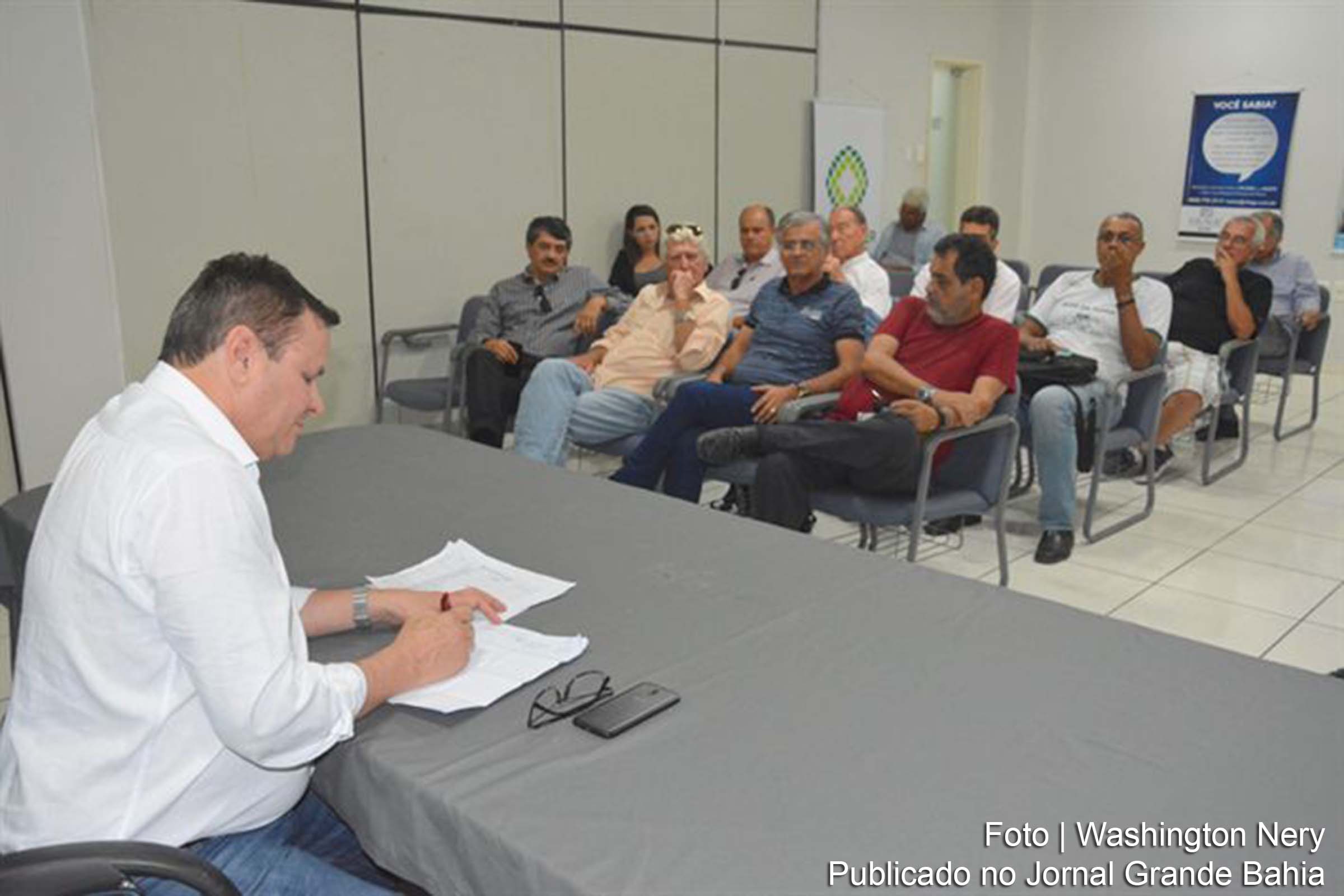 Após reunião do Conselho Municipal de Desenvolvimento Econômico, cujo tema foi o projeto de extinção do Centro Industrial Subaé (CIS), foi divulgada uma carta aberta à população de Feira de Santana.