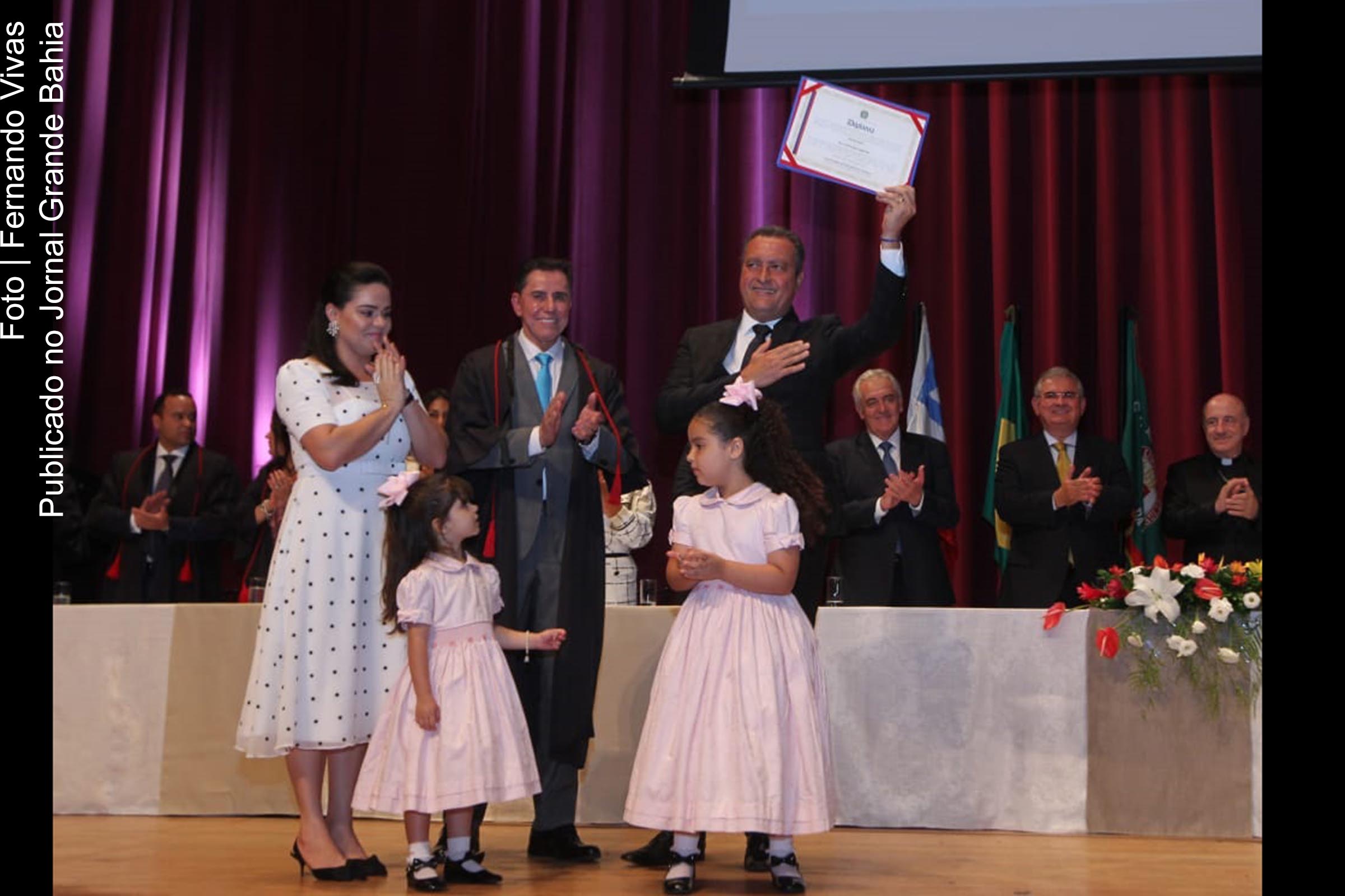 Diplomação do governador do Estado da Bahia, senadores e deputados eleitos, no Teatro Castro Alves.