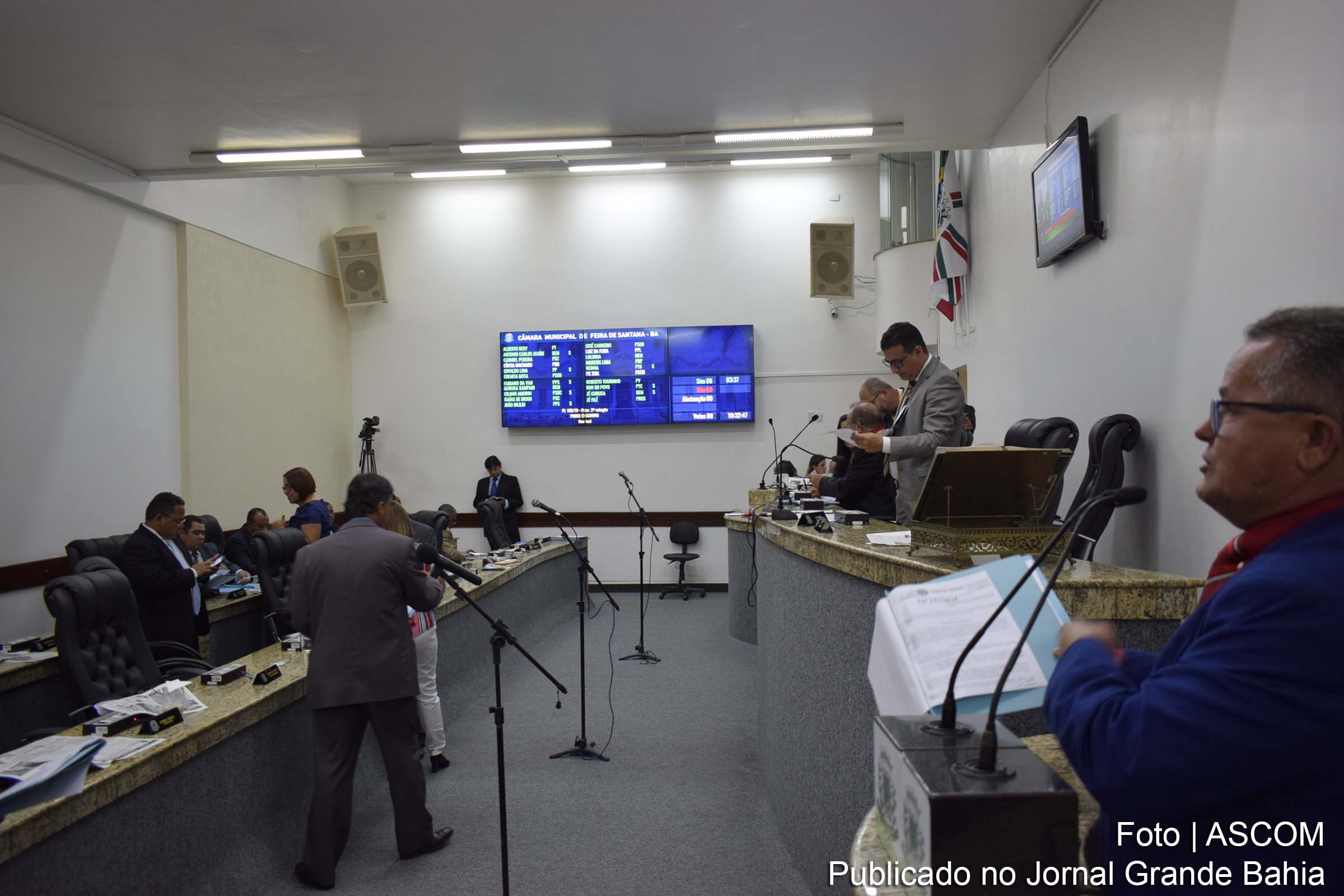Vereadores aprovam PDDU, LOUOS, Código de Obras e Código de Meio Ambiente do Município de Feira de Santana.