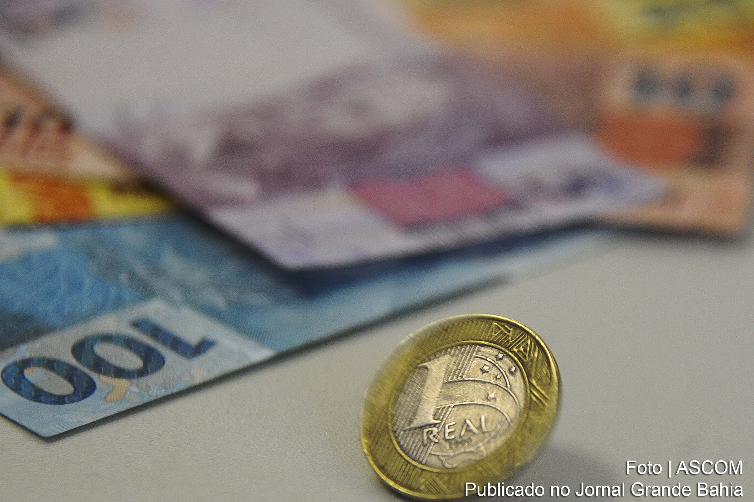 A correção de 3,43% corresponde à inflação medida pelo INPC no ano passado.