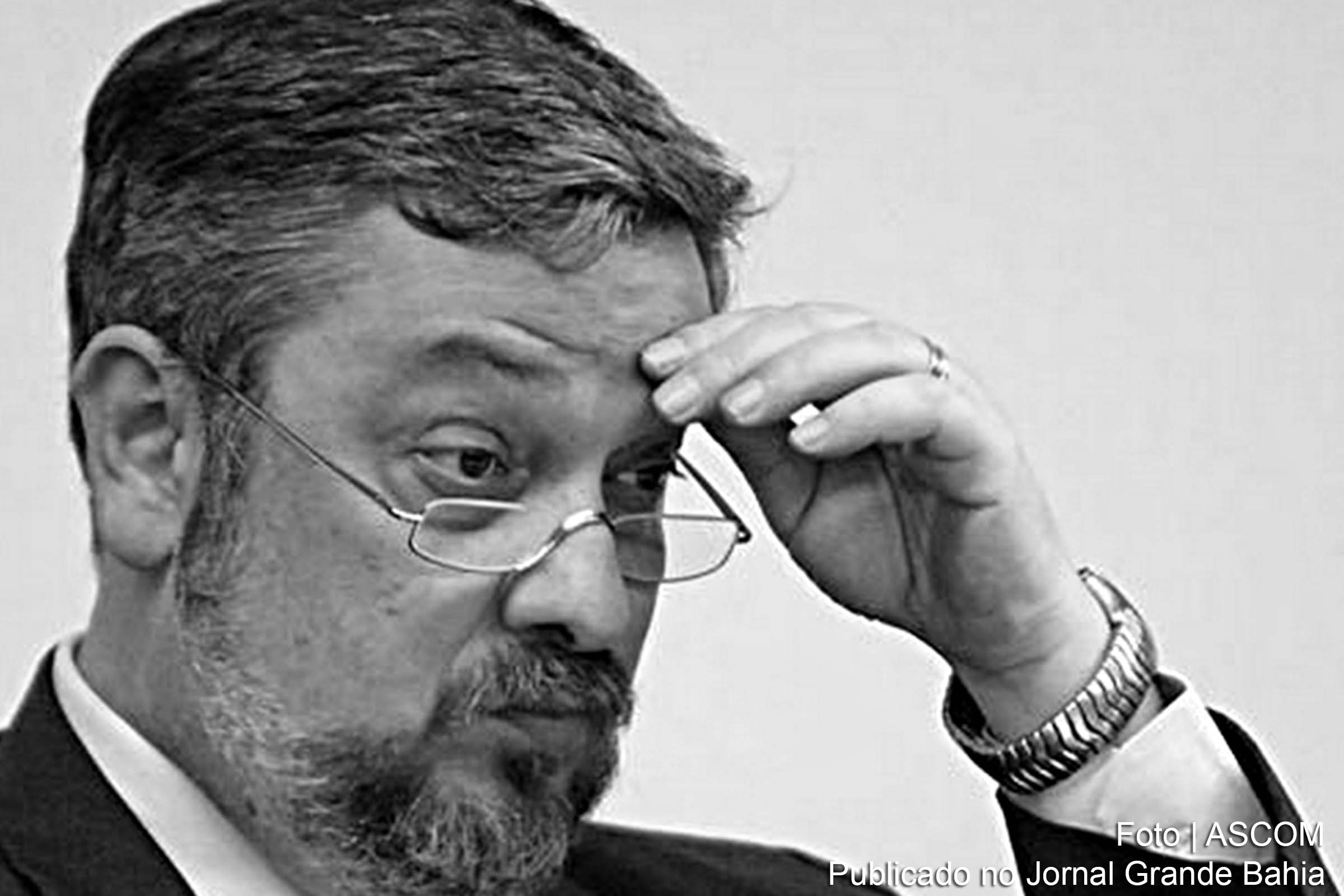 Ex-ministro Antonio Palocci Filho é delator do Caso Lava Jato, um criminoso confesso de atos de corrupção.