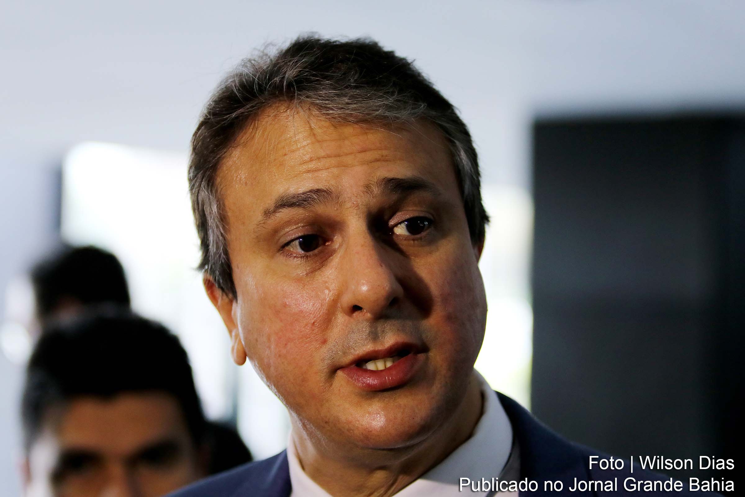 Governador do Ceará, Camilo Santana, pediu ao ministro Sergio Moro reforços para conter ataques no estado.