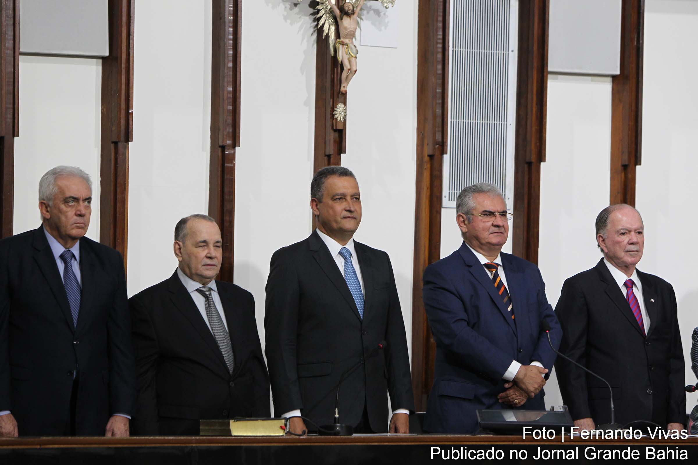 Cerimônia de posse do governador Rui Costa e do vice-governador João Leão, realizada na Assembleia Legislativa da Bahia, em Salvador, foi prestigiada por diversas autoridades, como secretários, deputados estaduais e federais e prefeitos de diversas regiões da Bahia.