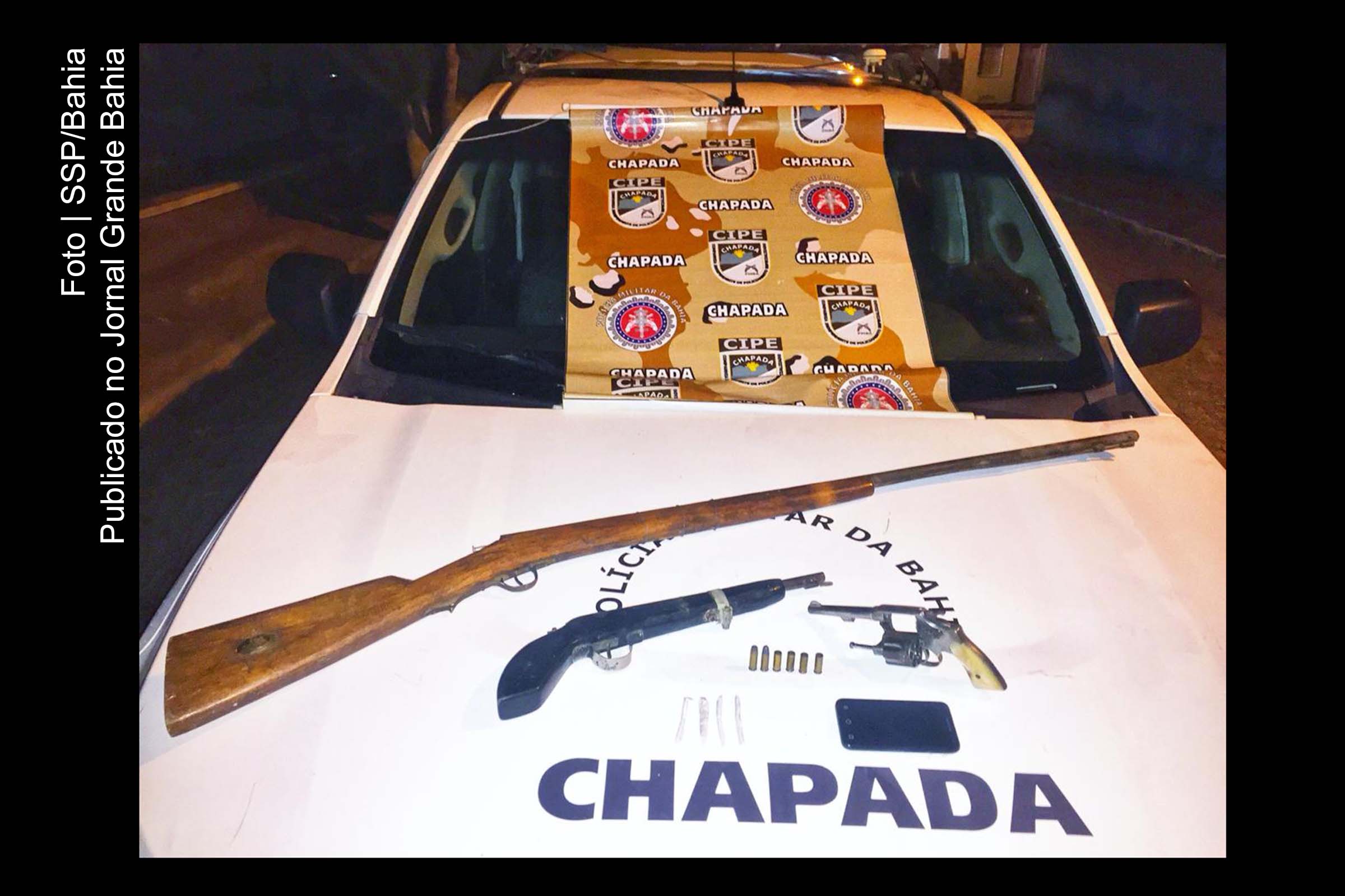 Polícia Militar apreende armas.