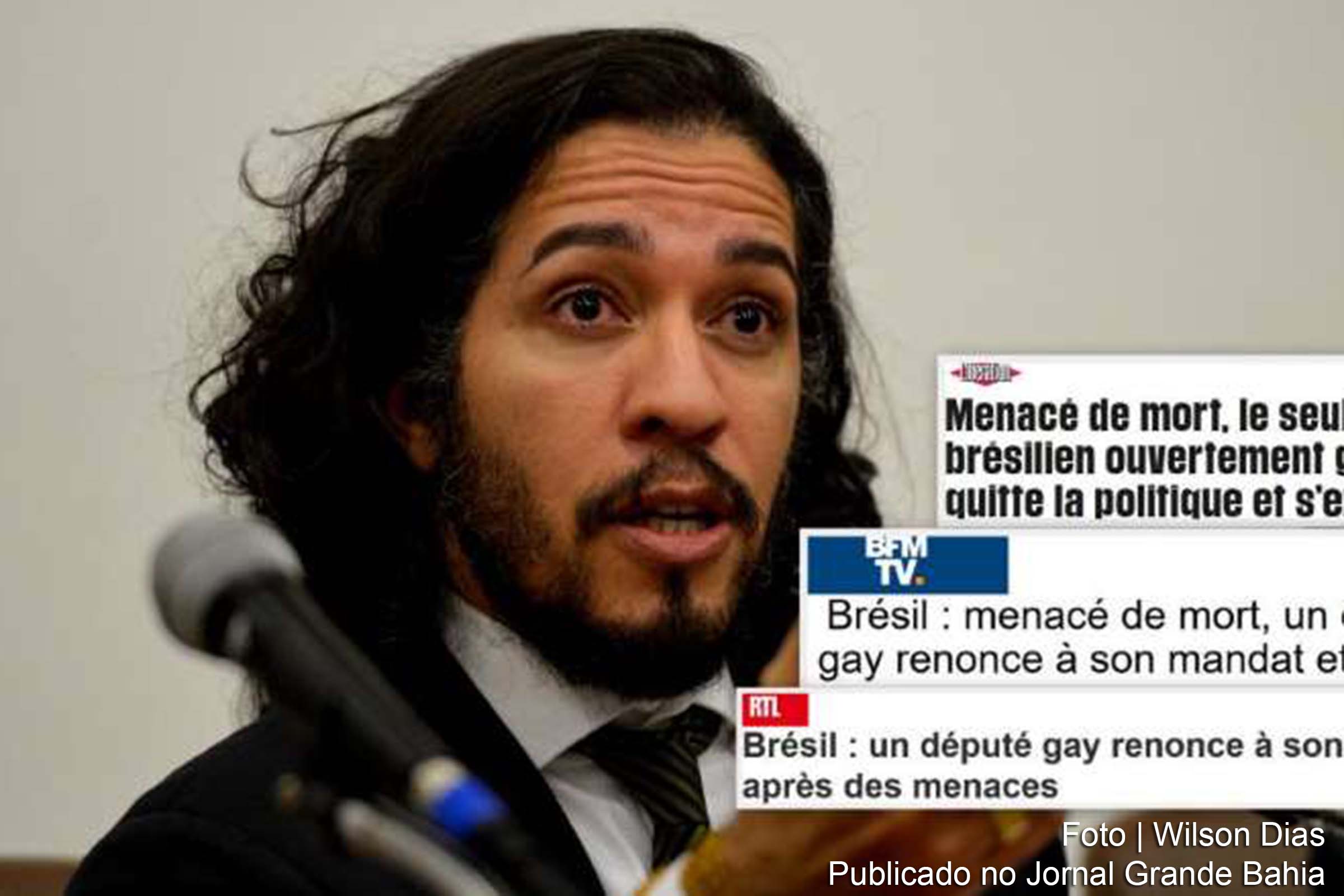 Jean Wyllys de Matos Santos é um jornalista, professor universitário e político brasileiro, eleito pela primeira vez em 2010 para um mandato de deputado federal pelo Partido Socialismo e Liberdade do Rio de Janeiro.