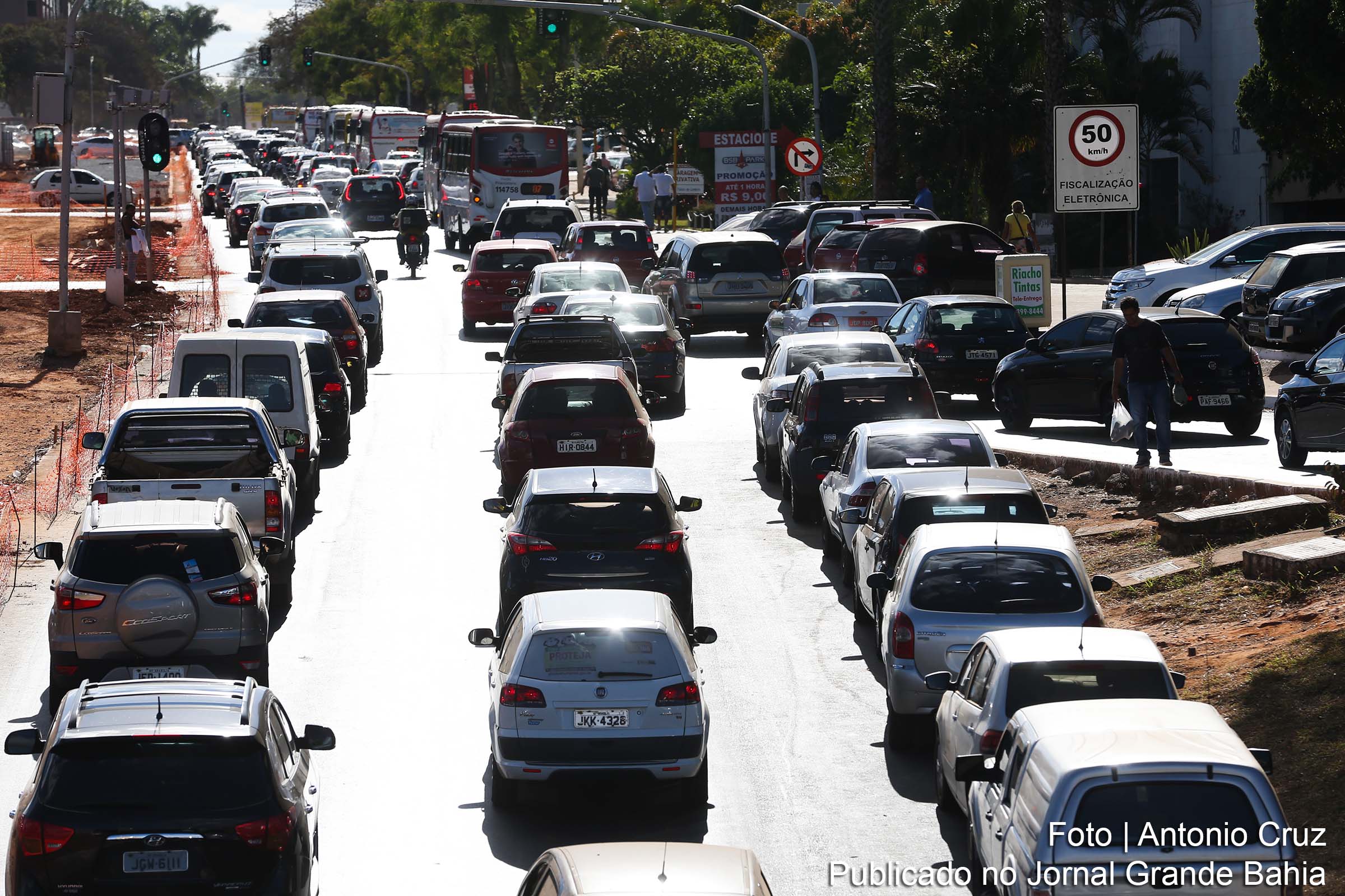 Motoristas podem ter desconto de até 30% no valor do IPVA.