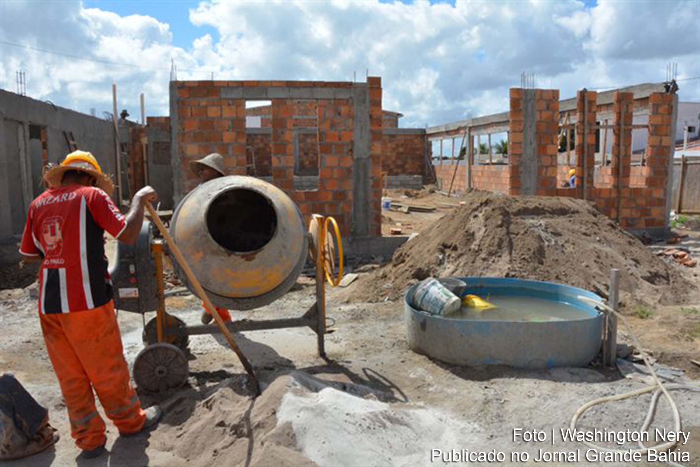 Obras do Centro Comunitário do Bairro Conceição II, em Feira de Santana.