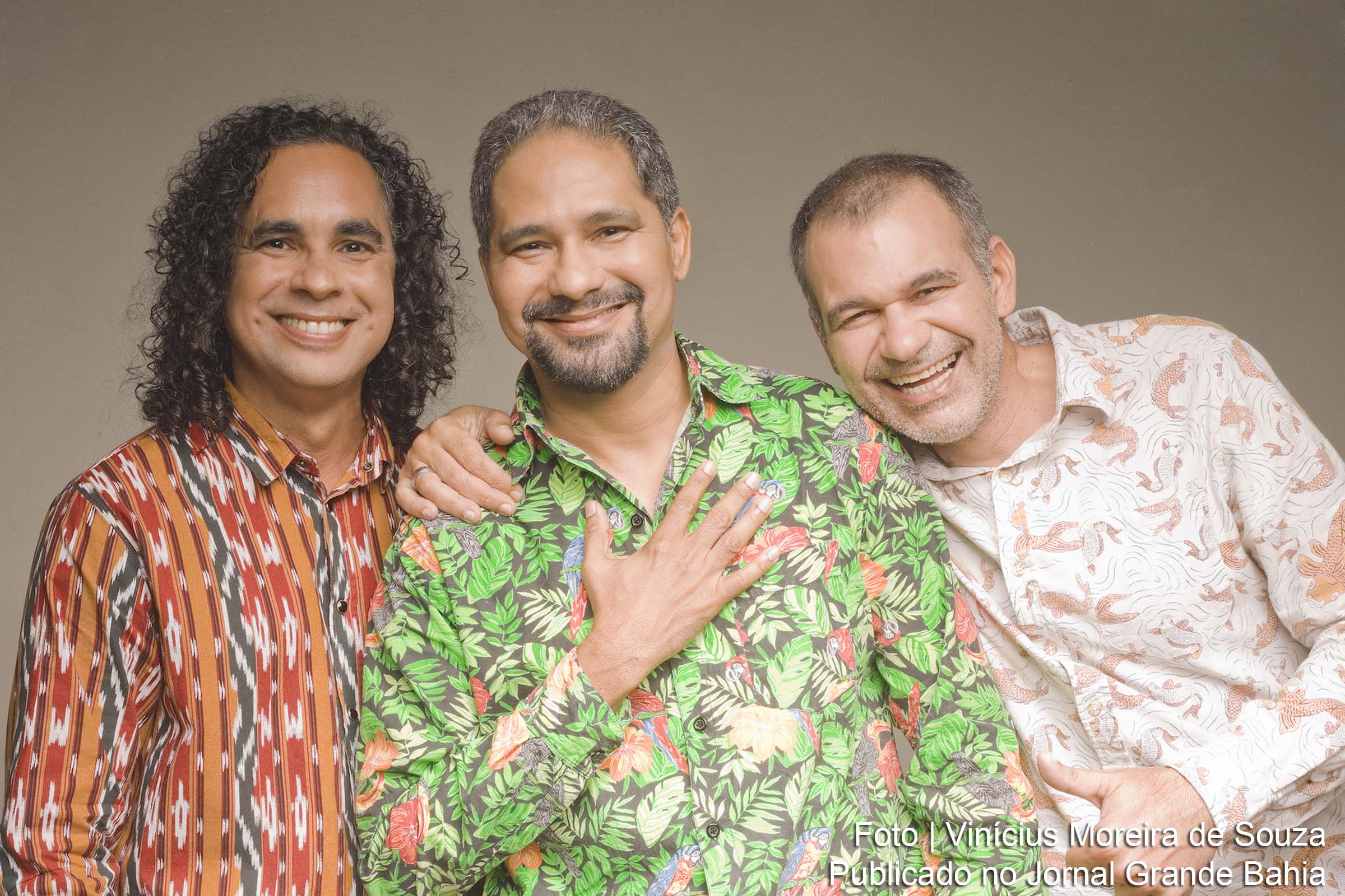 A banda Adão Negro encerra a edição de verão do projeto que este ano trouxe gratuitamente nomes como Jau, Luiz Caldas e Ilê Aiyê.