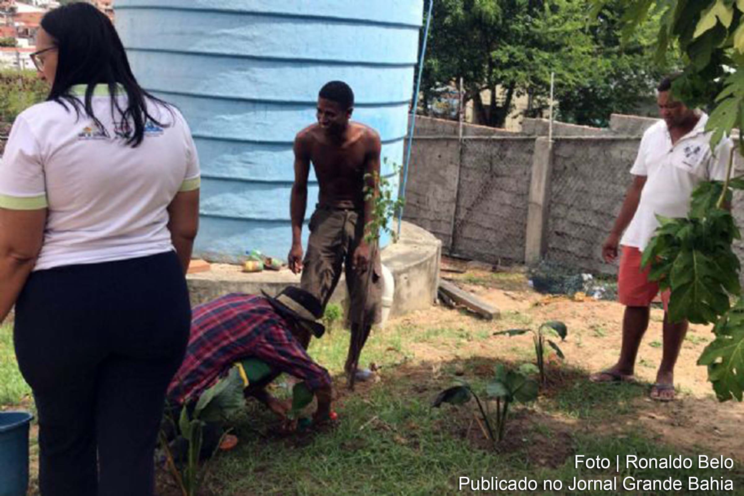 Demandatários assistidos pelo Centro Pop são inseridos no projeto Jardim do Bem.