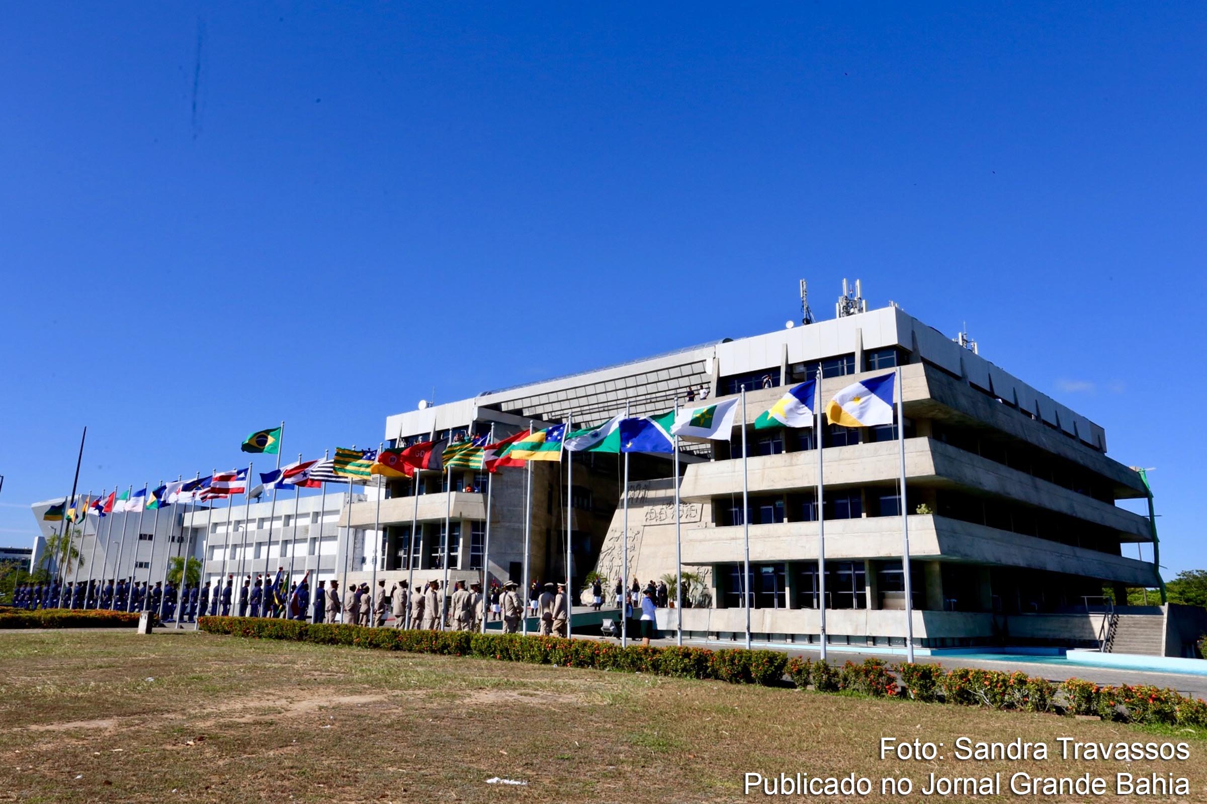 Fachada do Palácio Deputado Luís Eduardo Magalhães, sede da Assembleia Legislativa da Bahia (ALBA), em Salvador.
