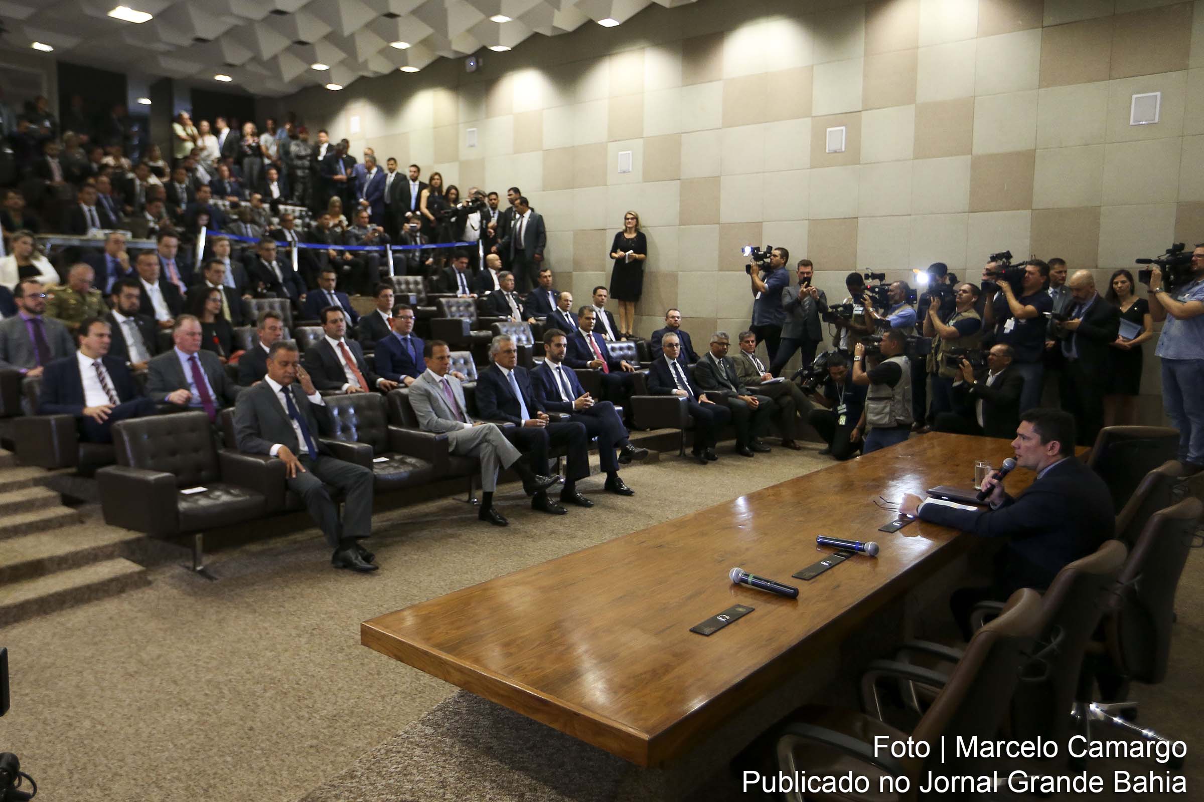 O ministro da Justiça e Segurança Pública, Sergio Moro, se reúne com governadores e secretários estaduais de Segurança Pública para apresentar o Projeto de Lei Anticrime.