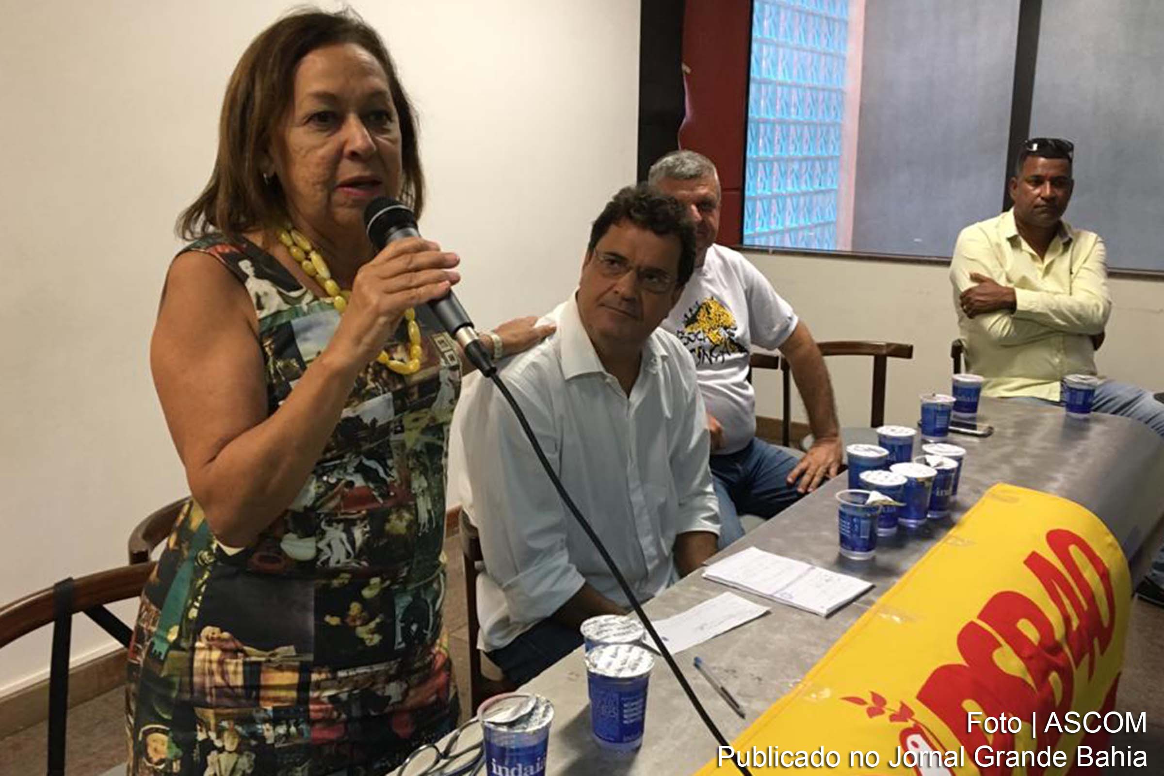 Deputada Lídice da Mata participa de seminário do PSB em Feira de Santana e diz que partido terá candidato.