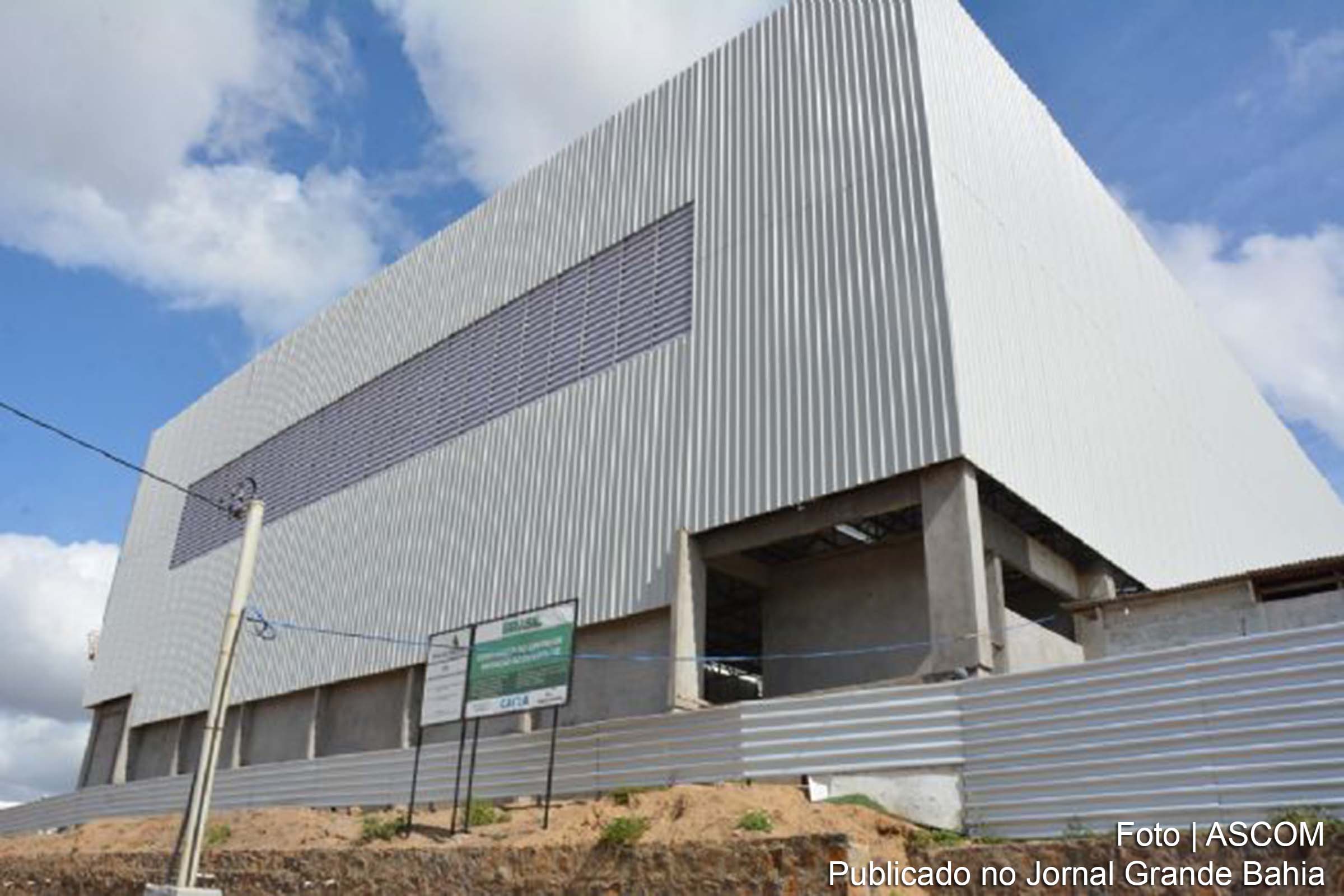 Obras do Centro de Iniciação ao Esporte de Feira de Santana.